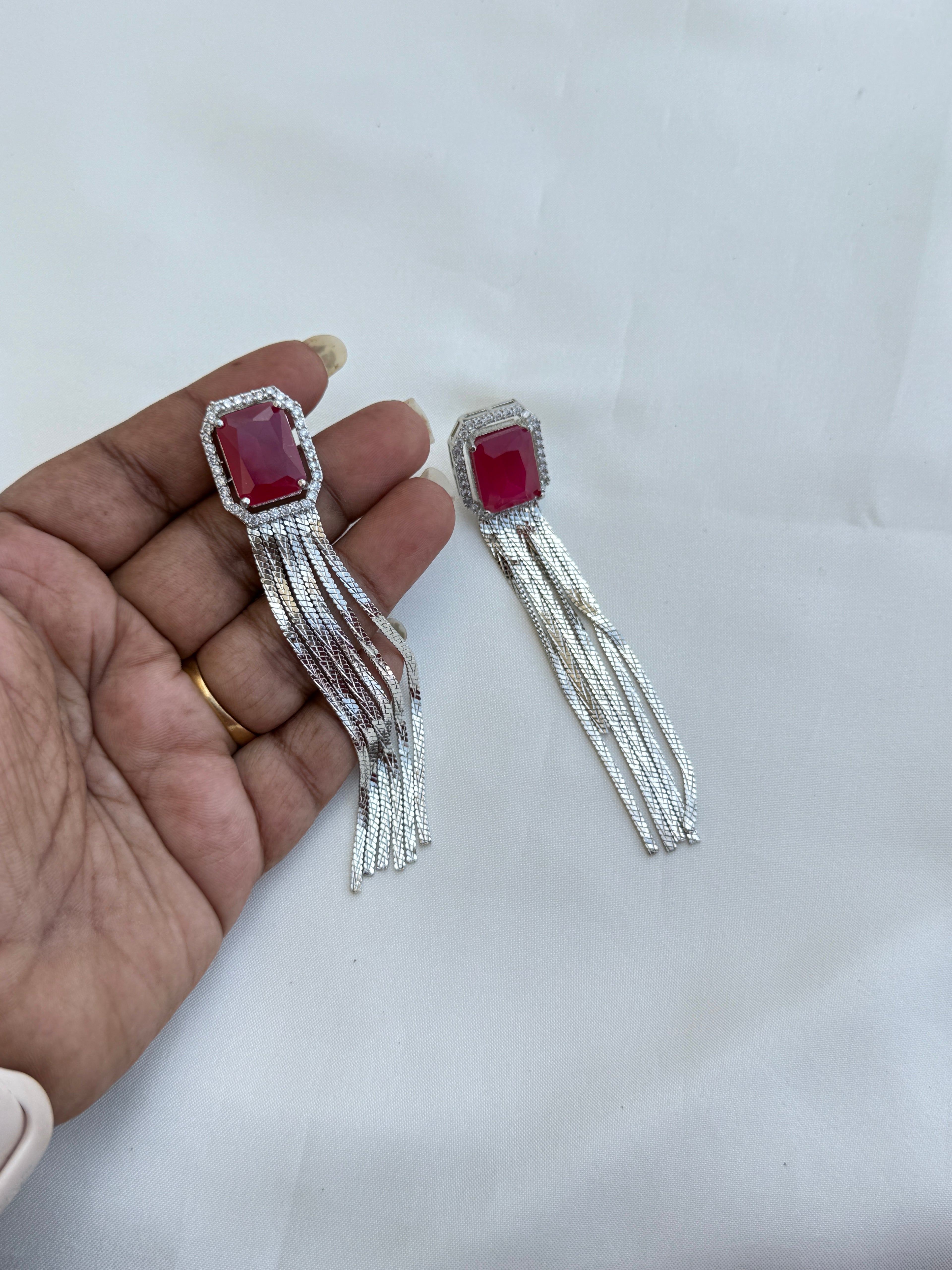 Er147 silver tassels