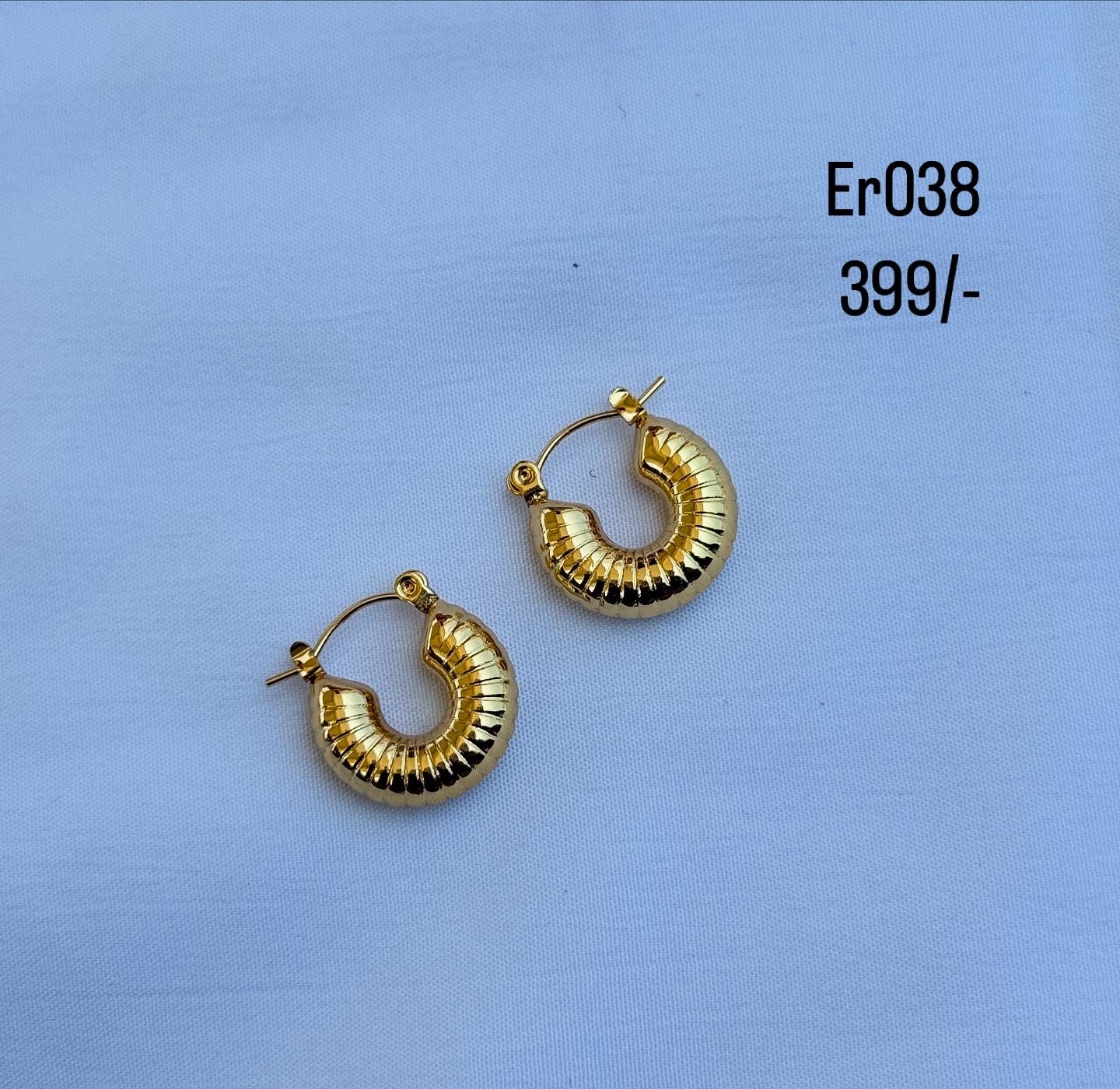 At001 Anti tarnish earrings (color won't fade)