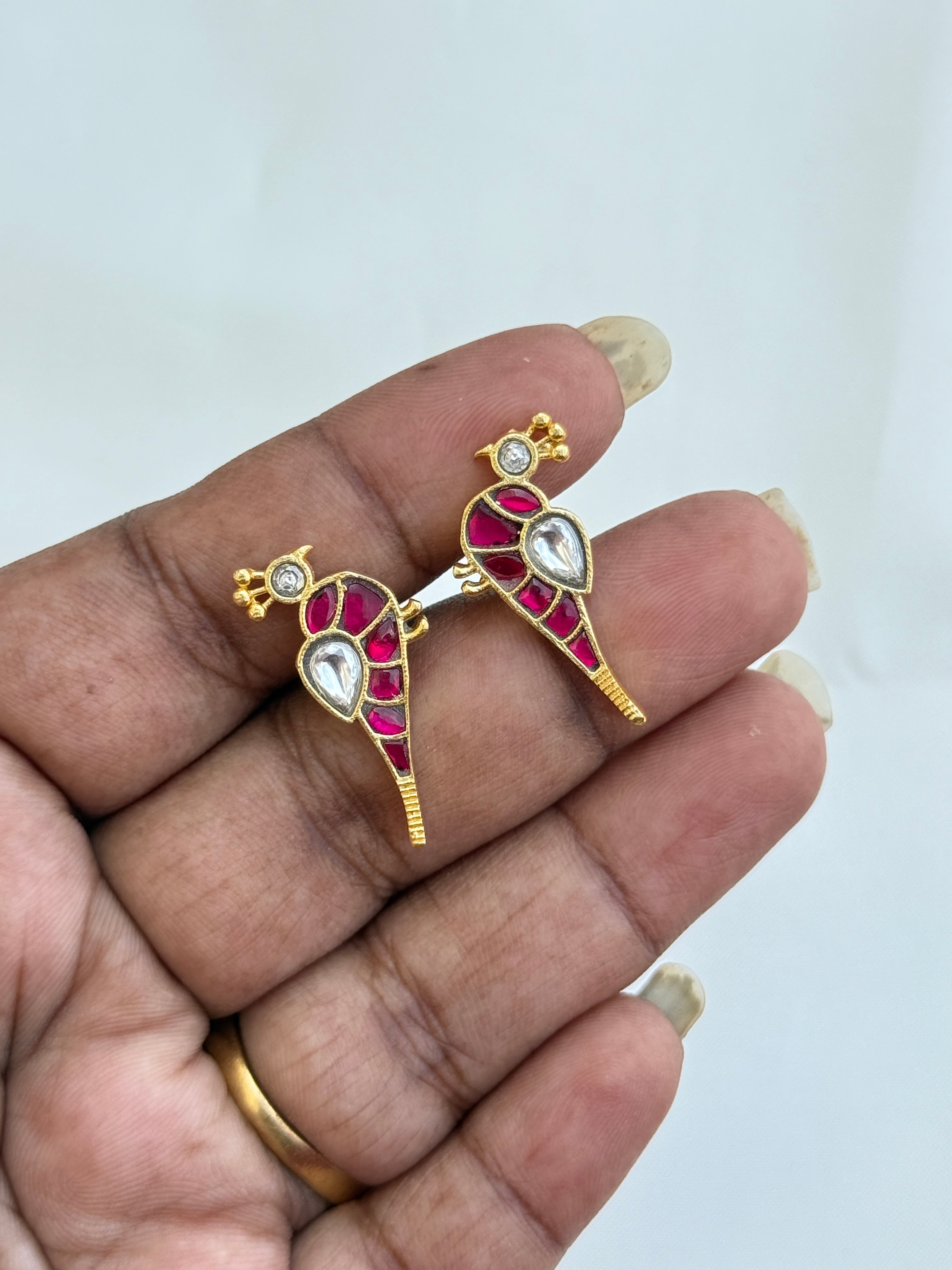 St021 jadau kundan parrot stud