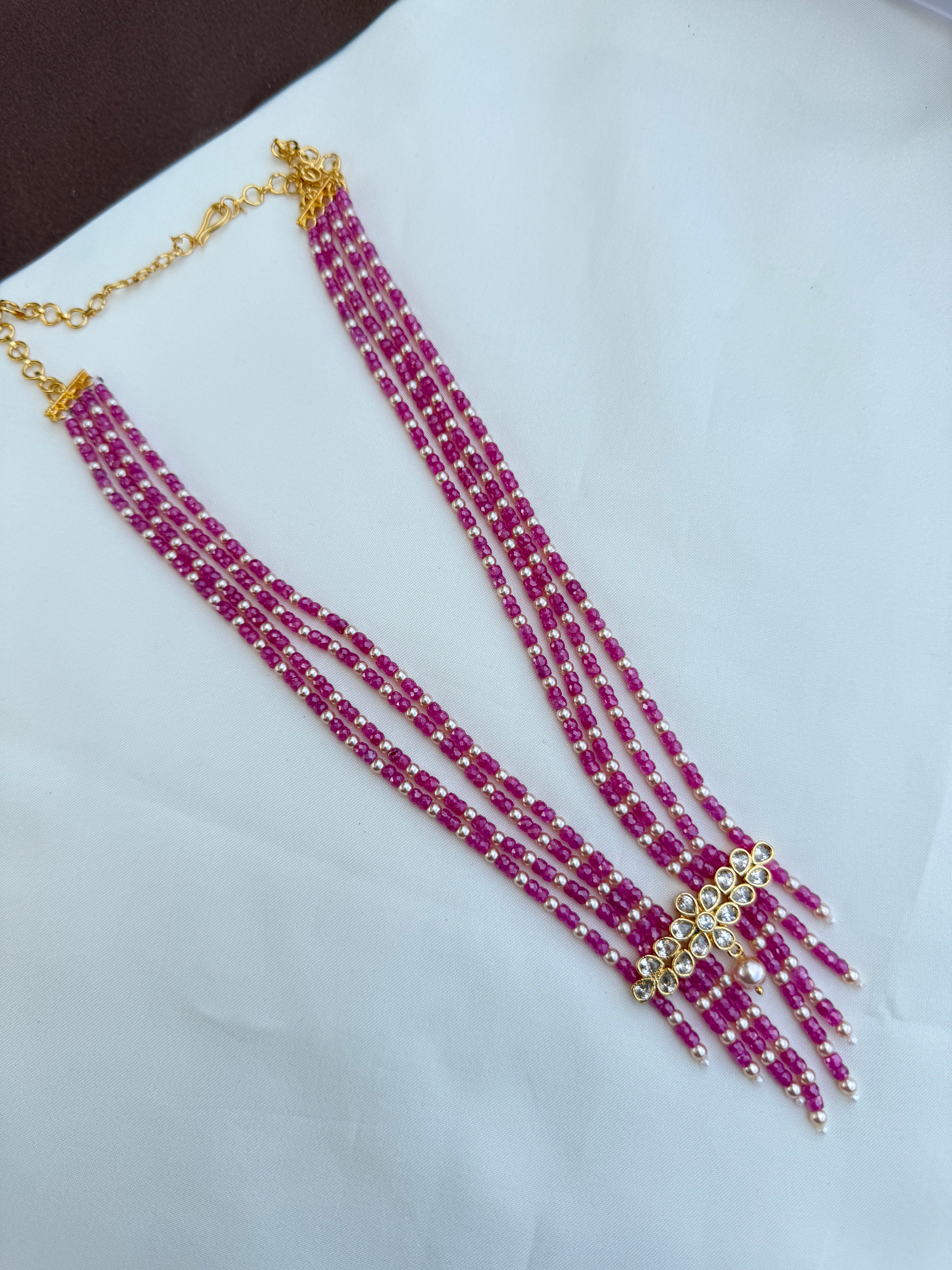 Ns554 uncut pendant Onex crystal beads