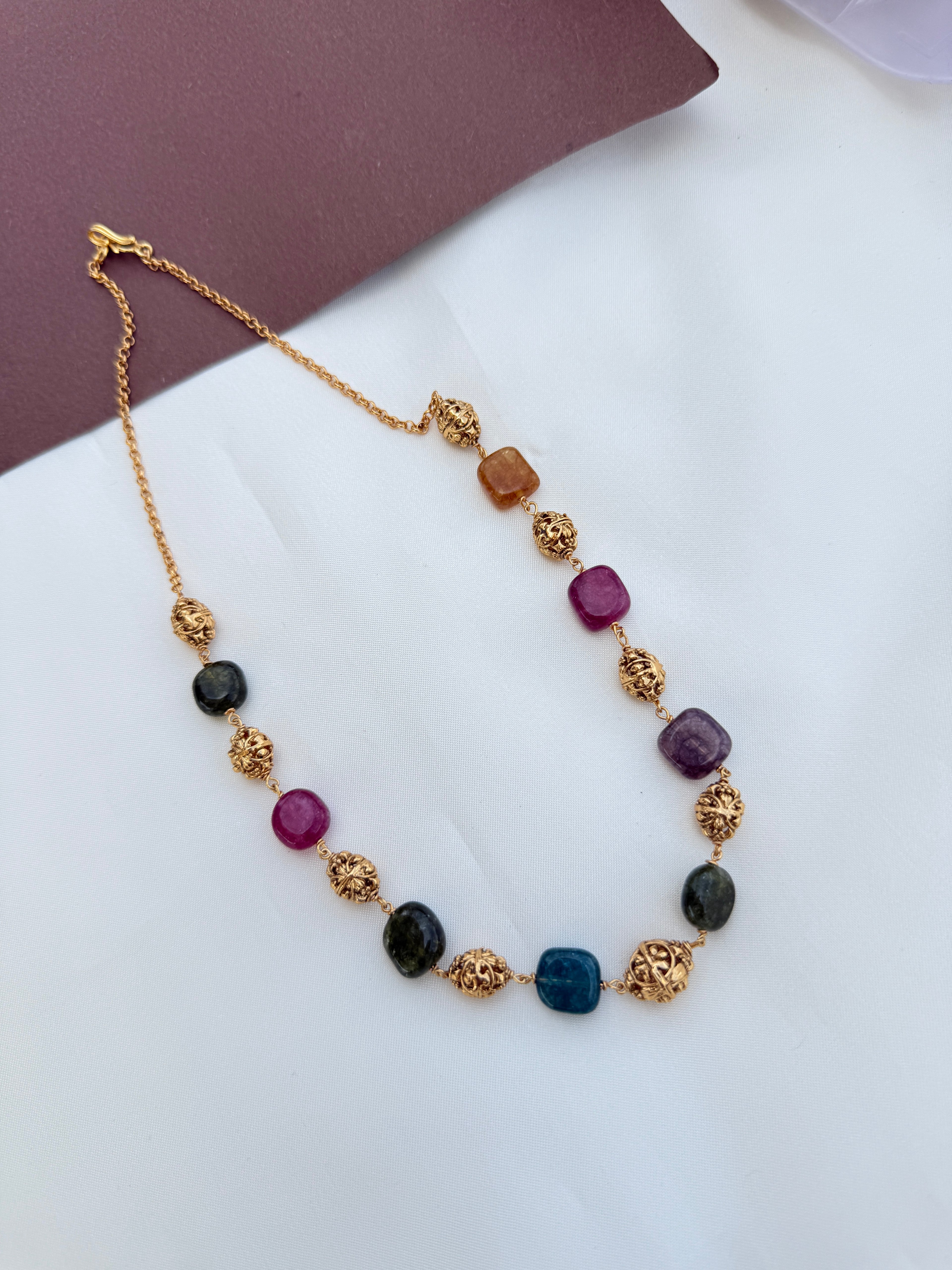 Bb031 multi beads and gold ball chain