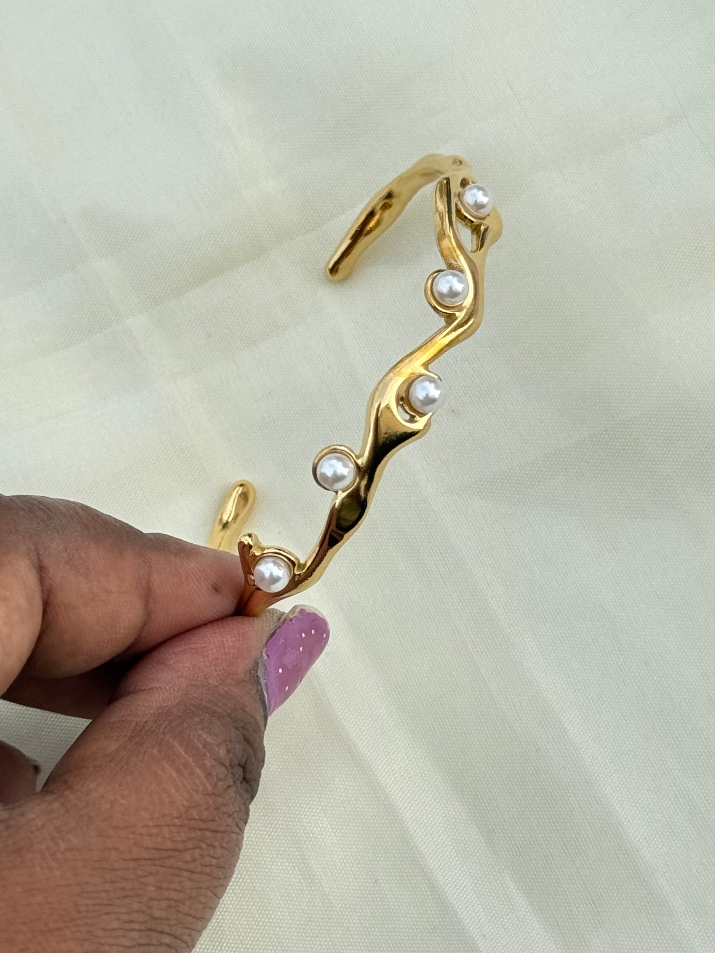 Ab018 pearl anti tarnish bracelet