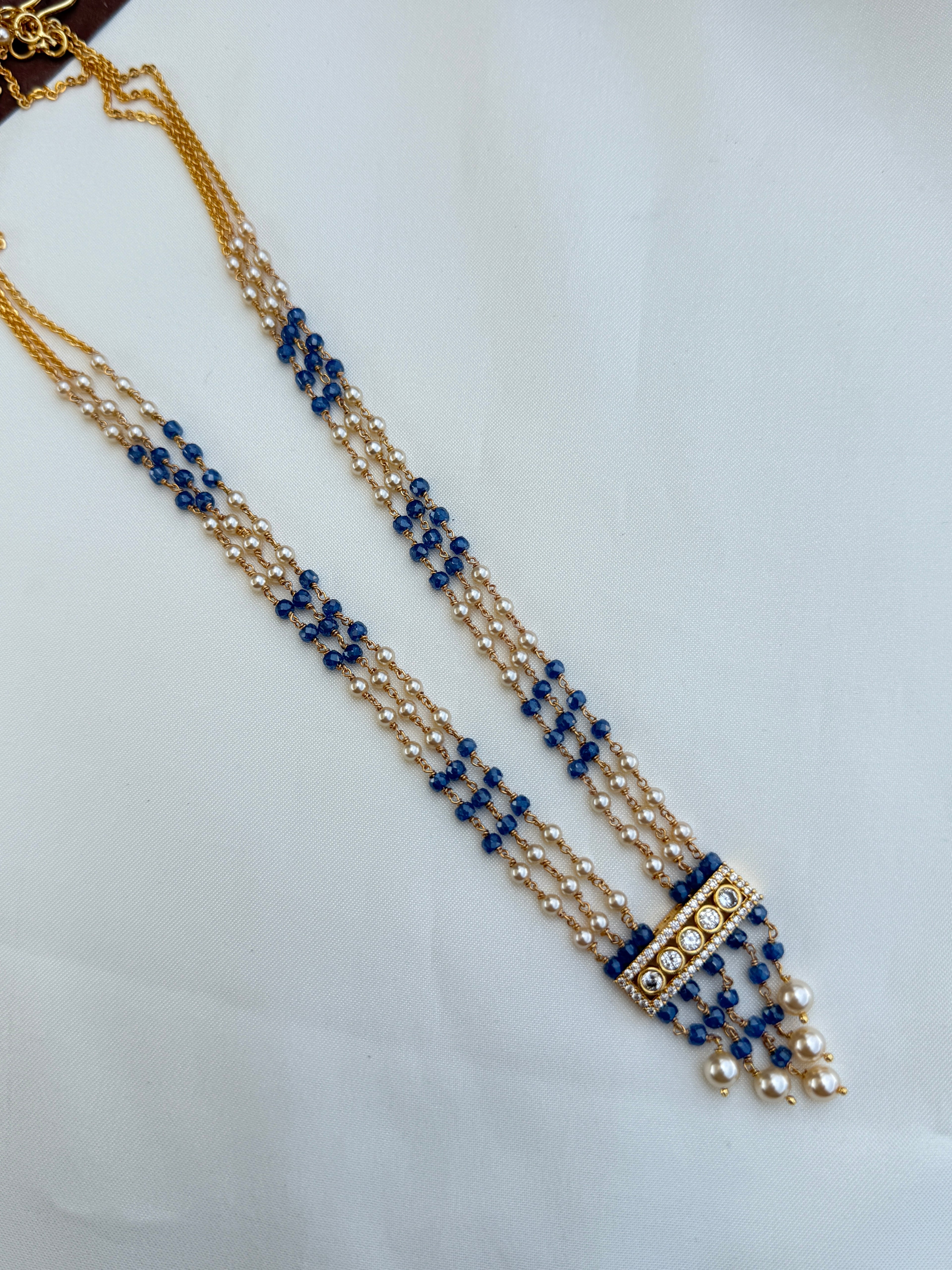 Ns555 uncuts pendant 3 lines beads chain