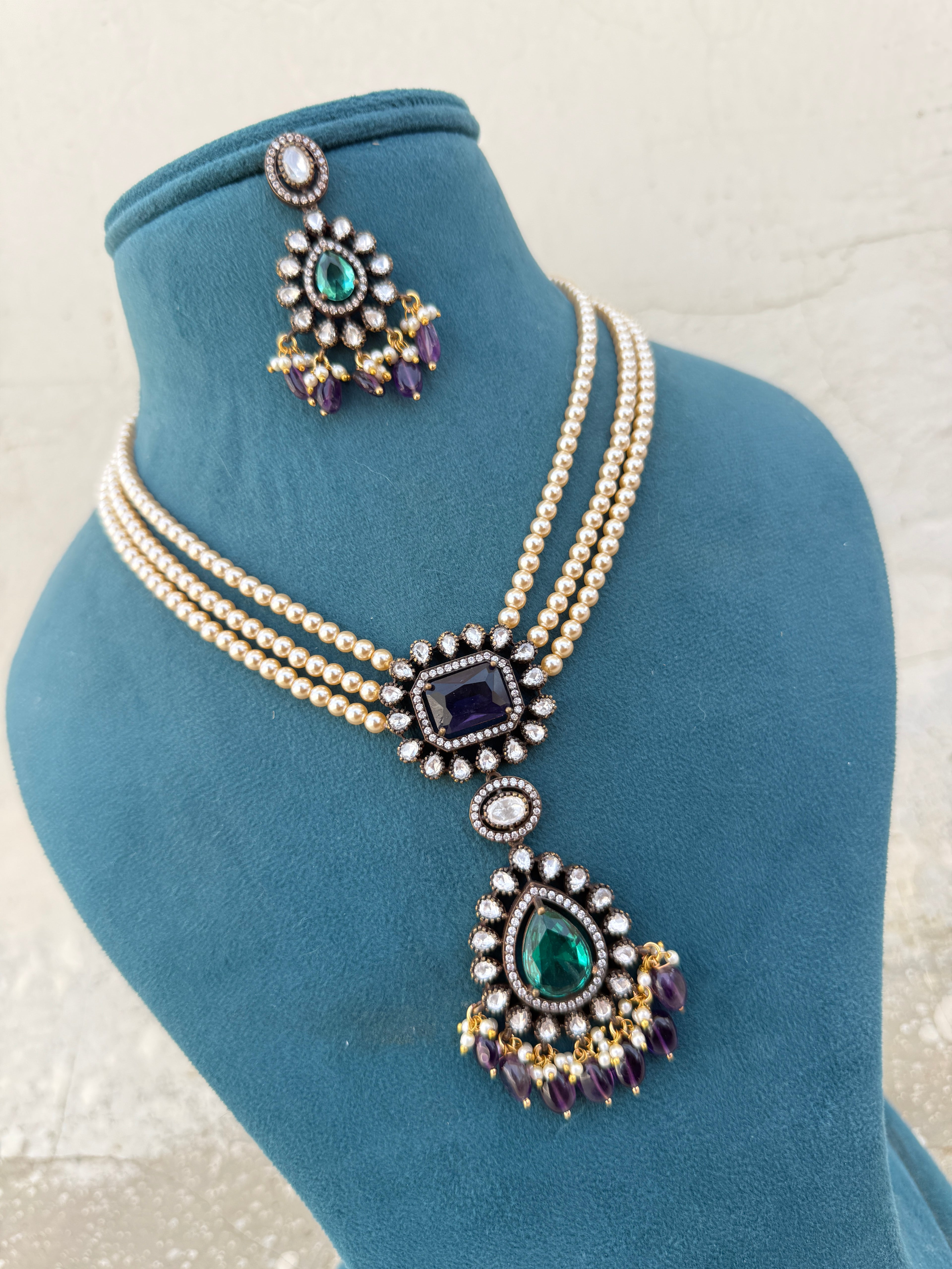 Ns545 pearl chain with Victorian moissanite pendant