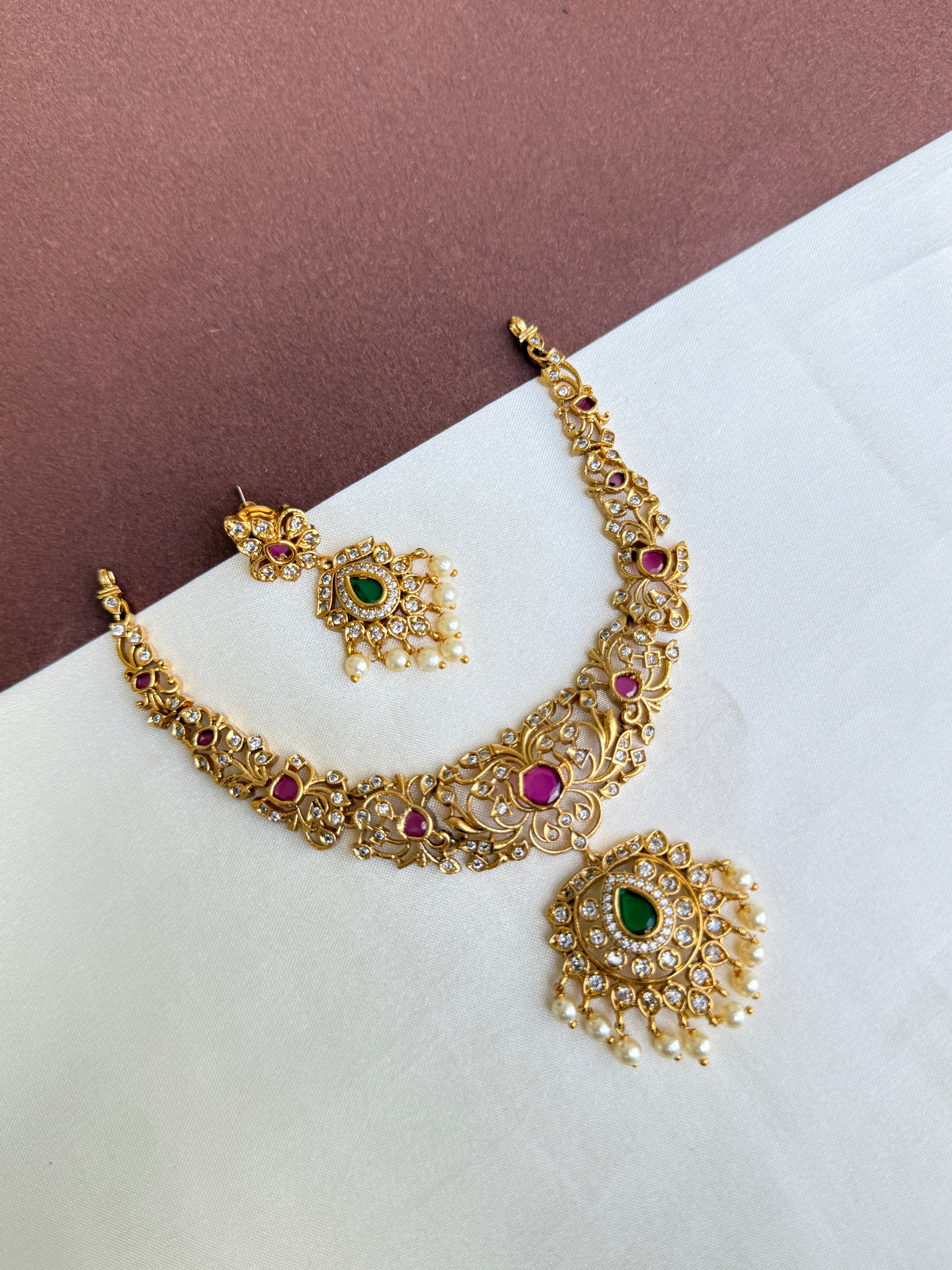 Ns425 cz multi neckset