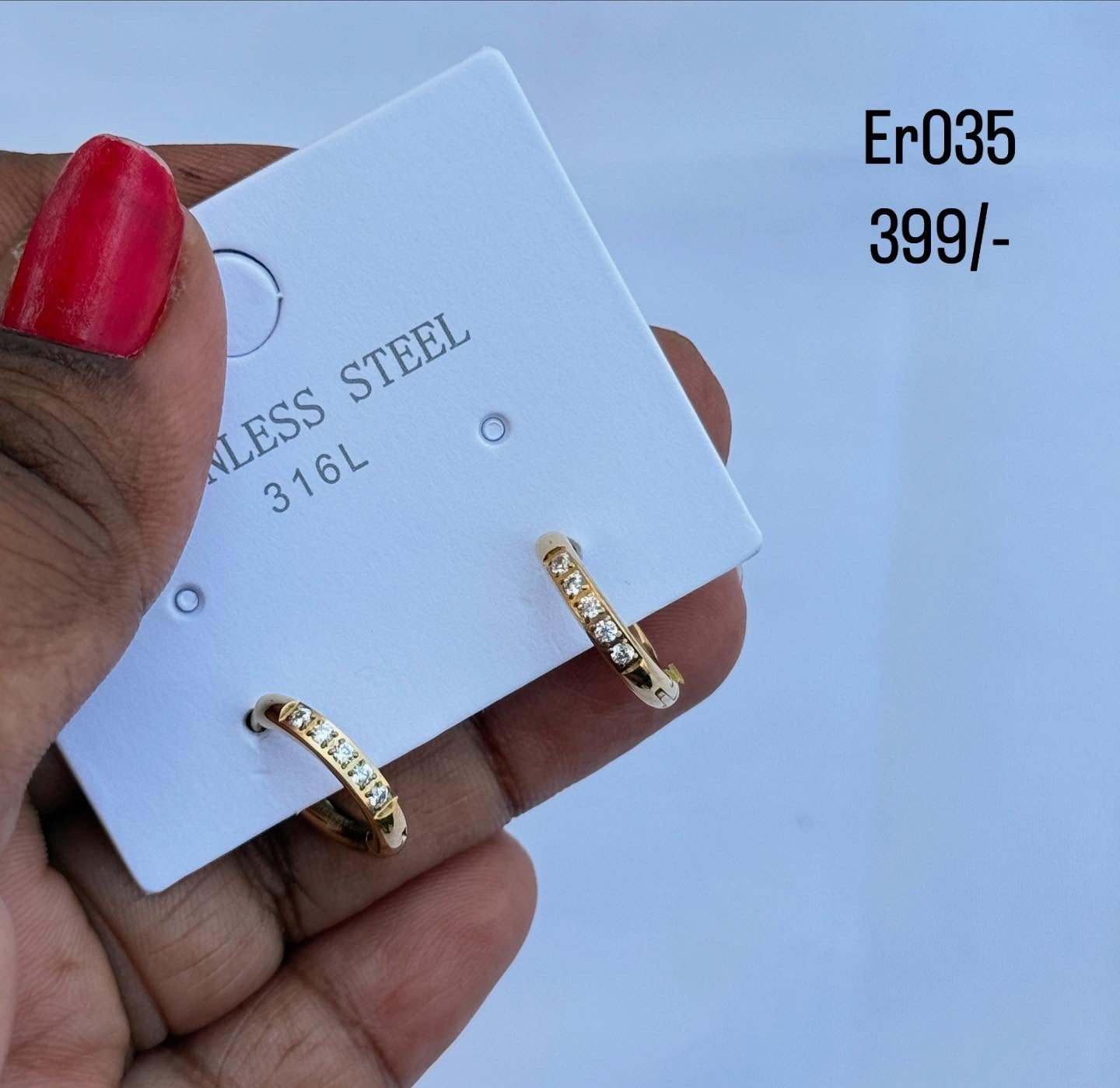 At001 Anti tarnish earrings (color won't fade)