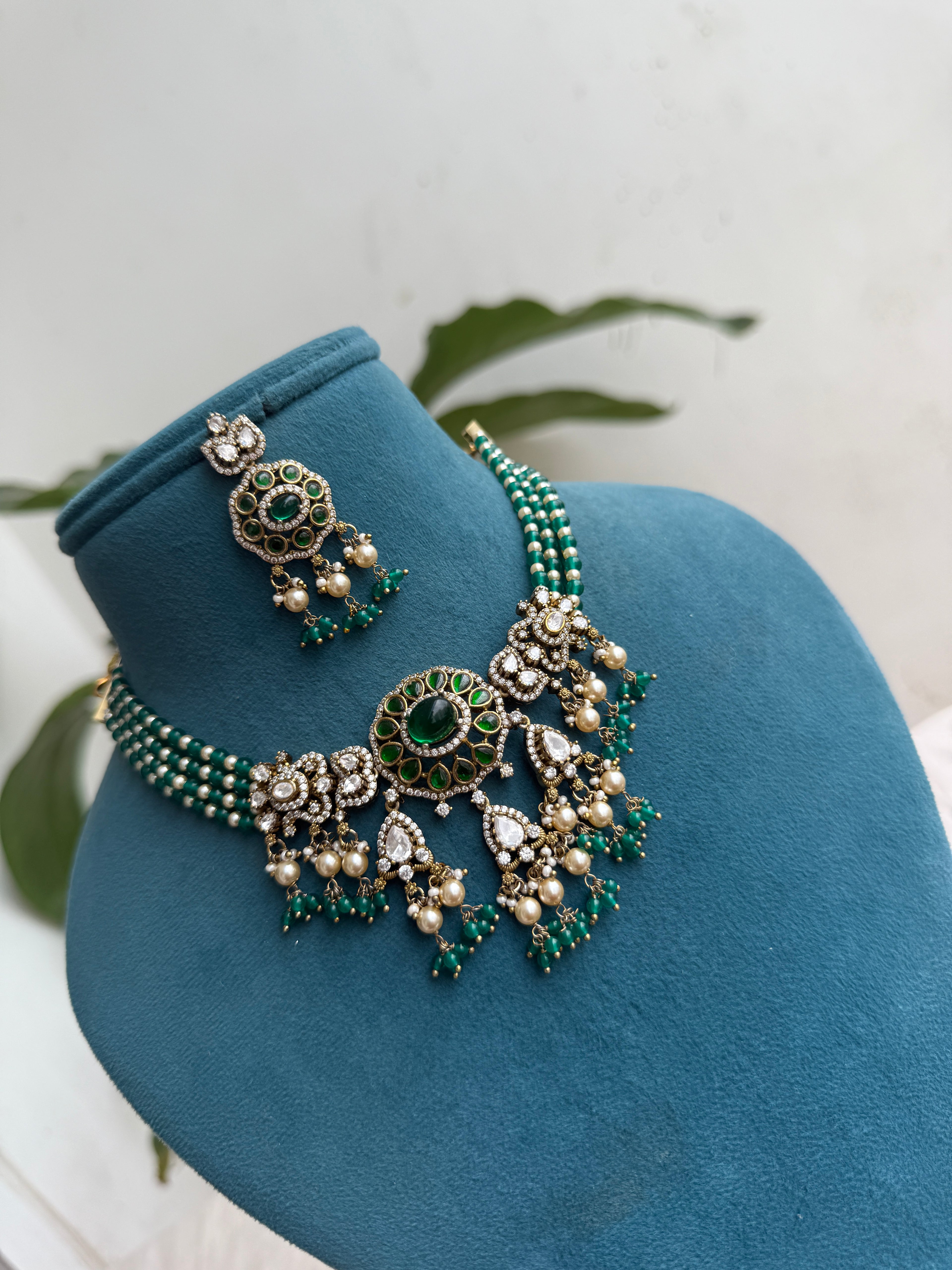 Ns515 jadau kundan moissanite beads choker