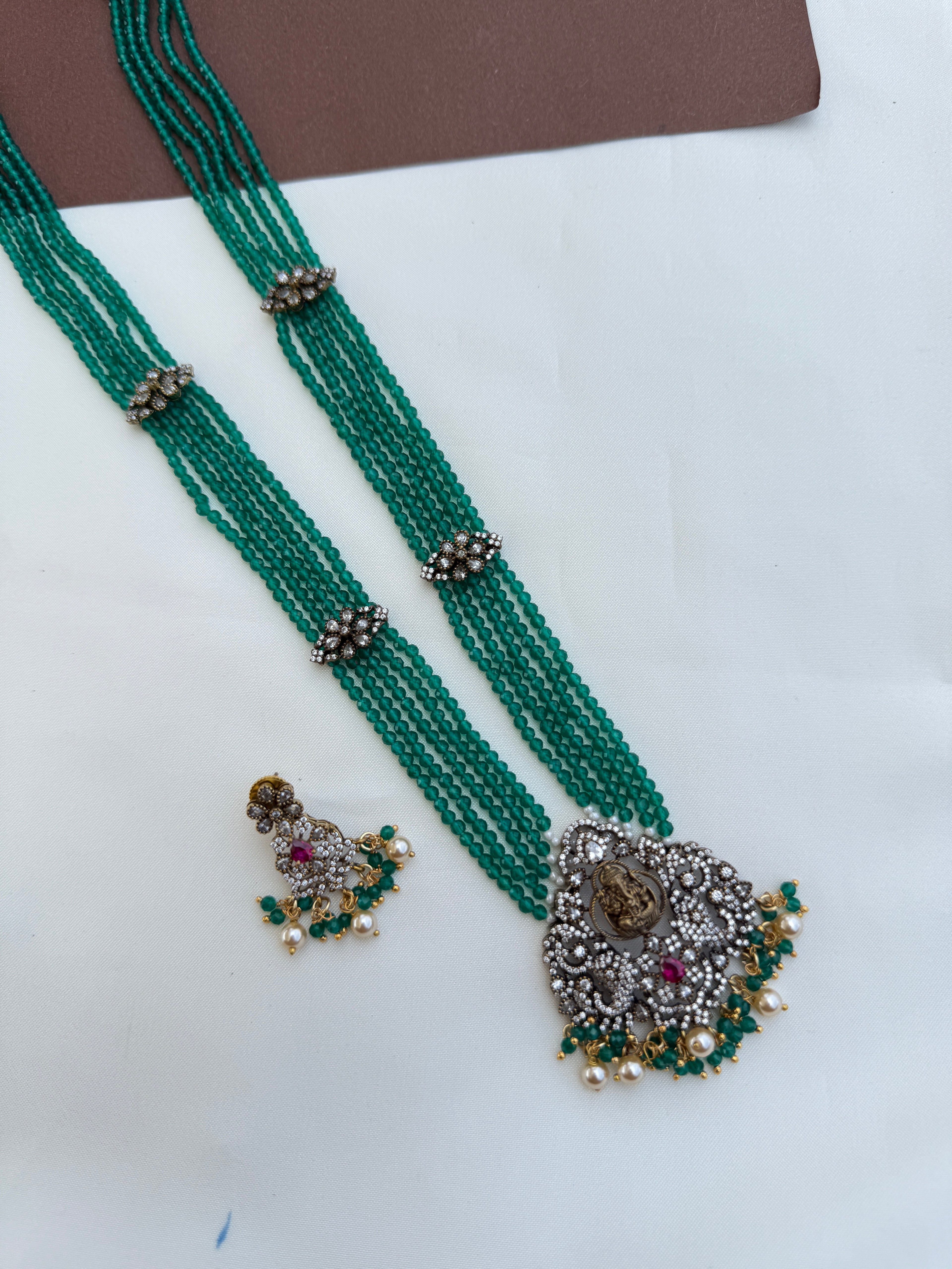 Ns542 lakshmidevi Victorian Onex beads