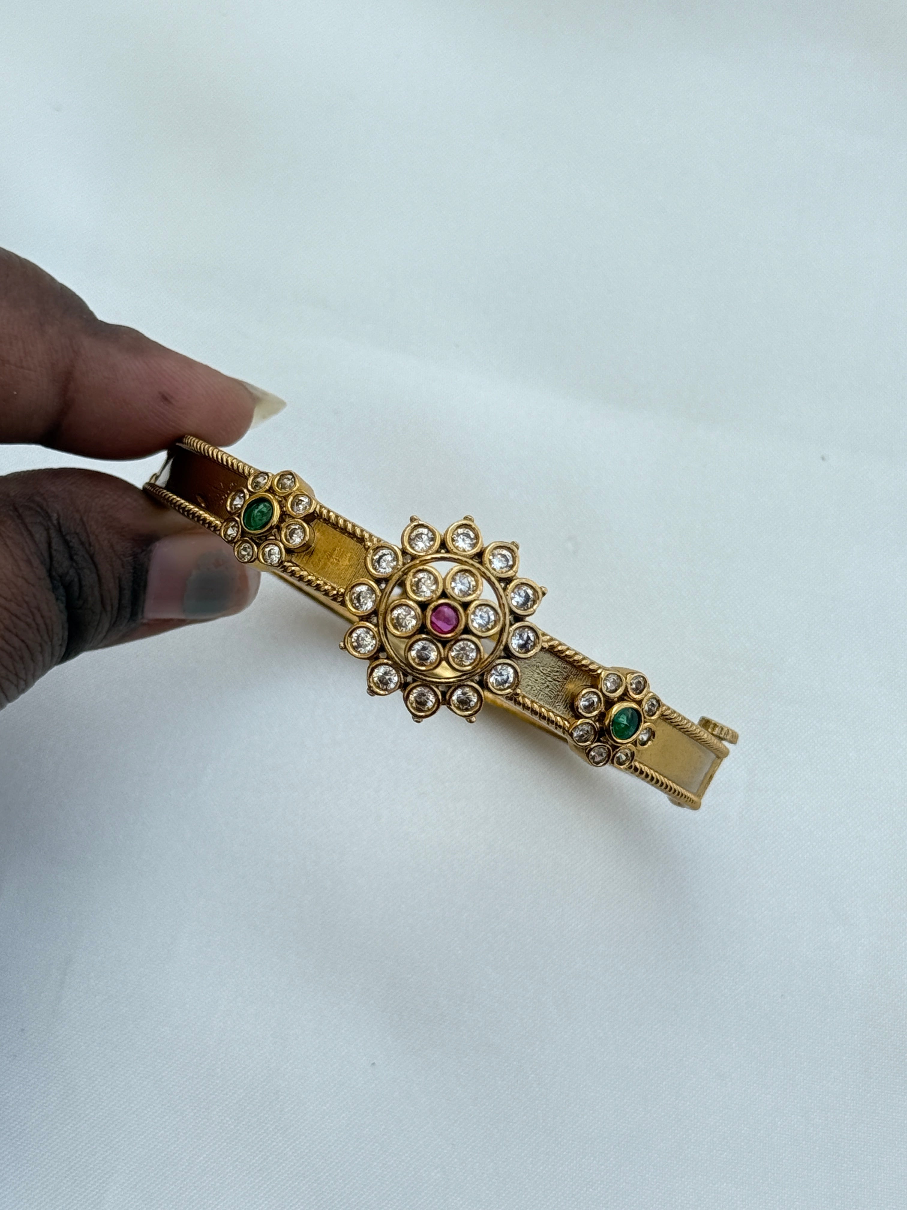 Br526 openable gold multi kada bracelet