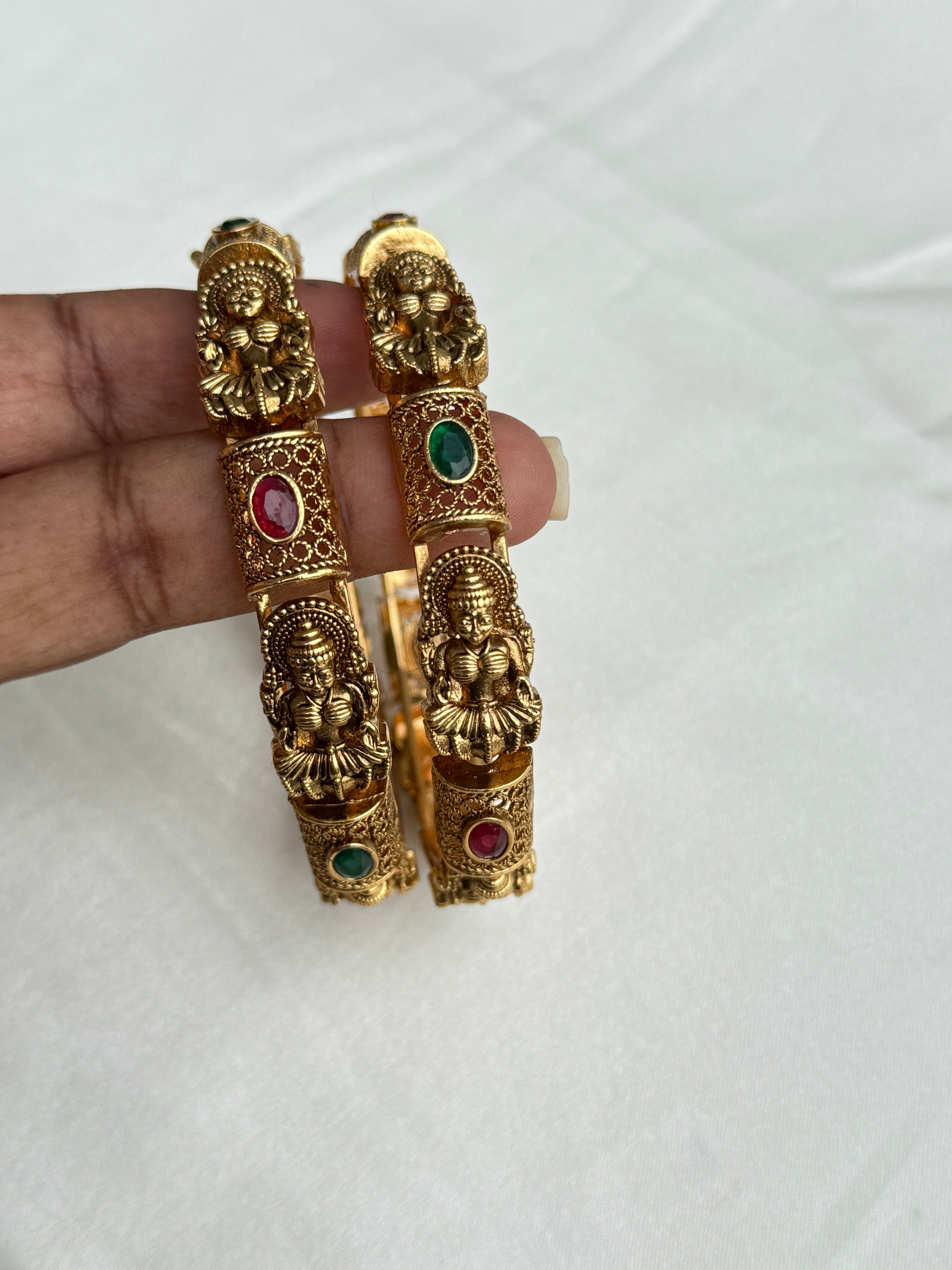Sb108 Lakshmi Devi 2-12 bangles