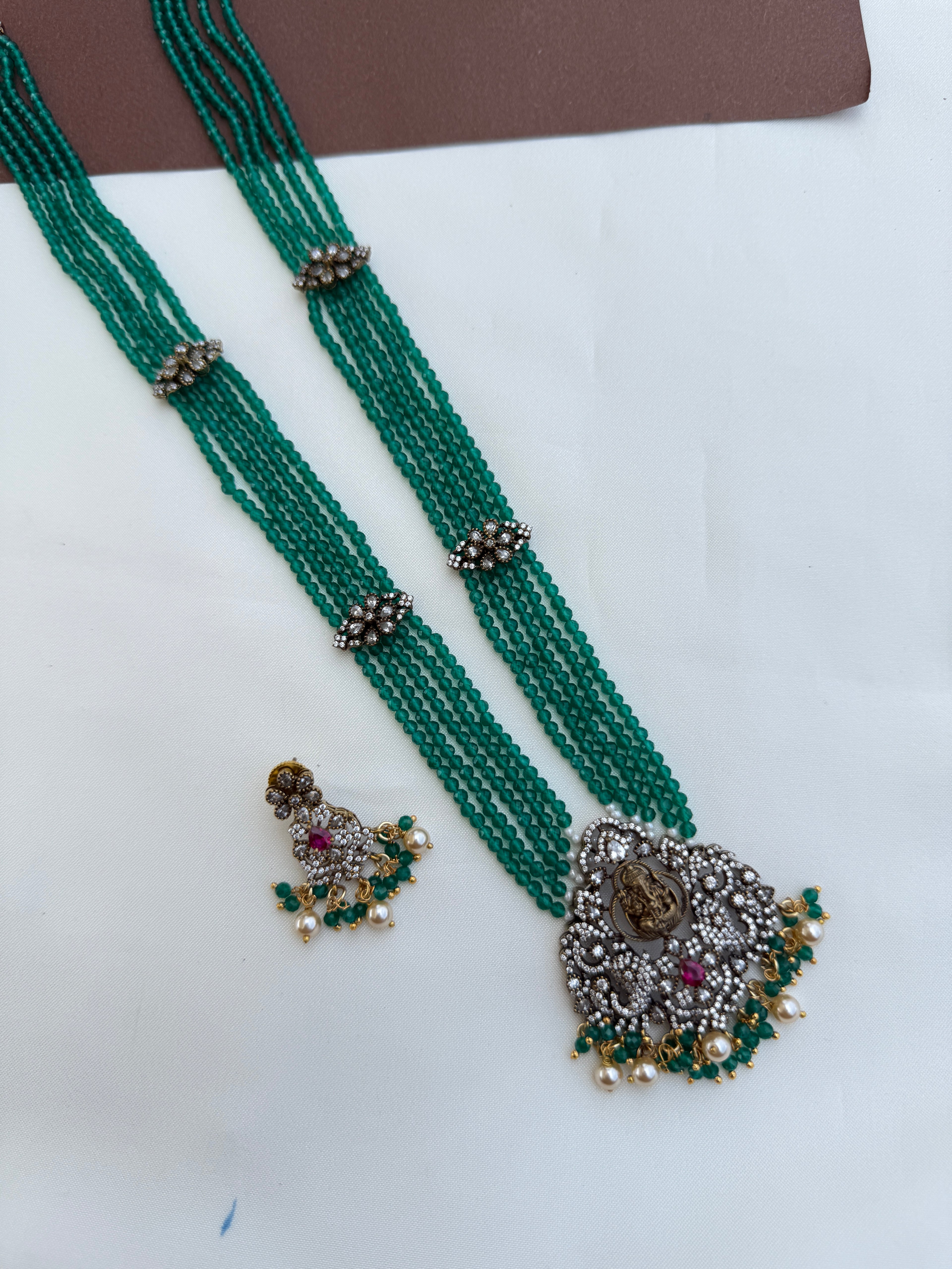 Ns542 lakshmidevi Victorian Onex beads