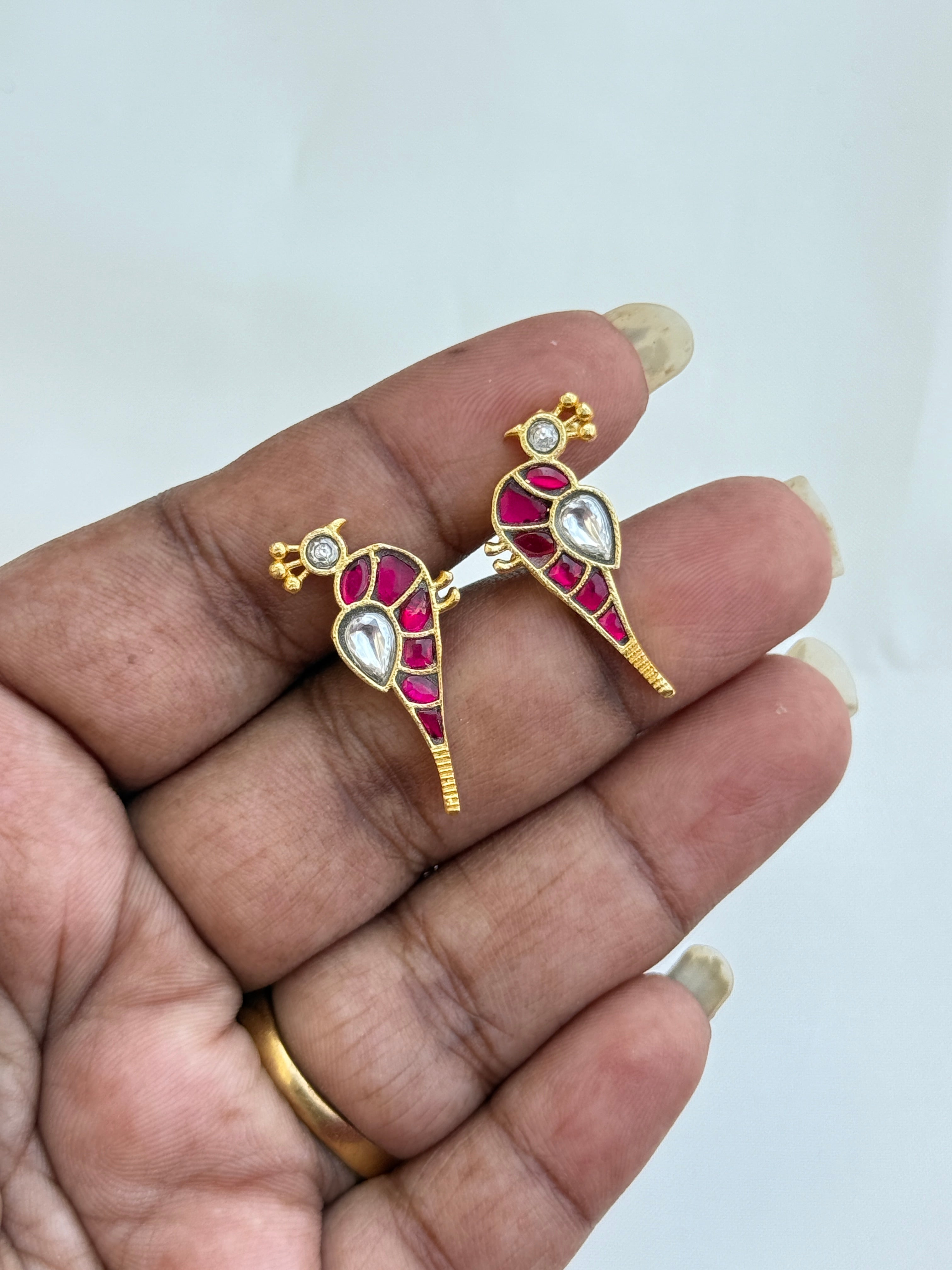 St021 jadau kundan parrot stud