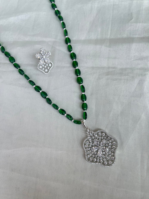 Bb0032 Beads with diamond finish pendent
