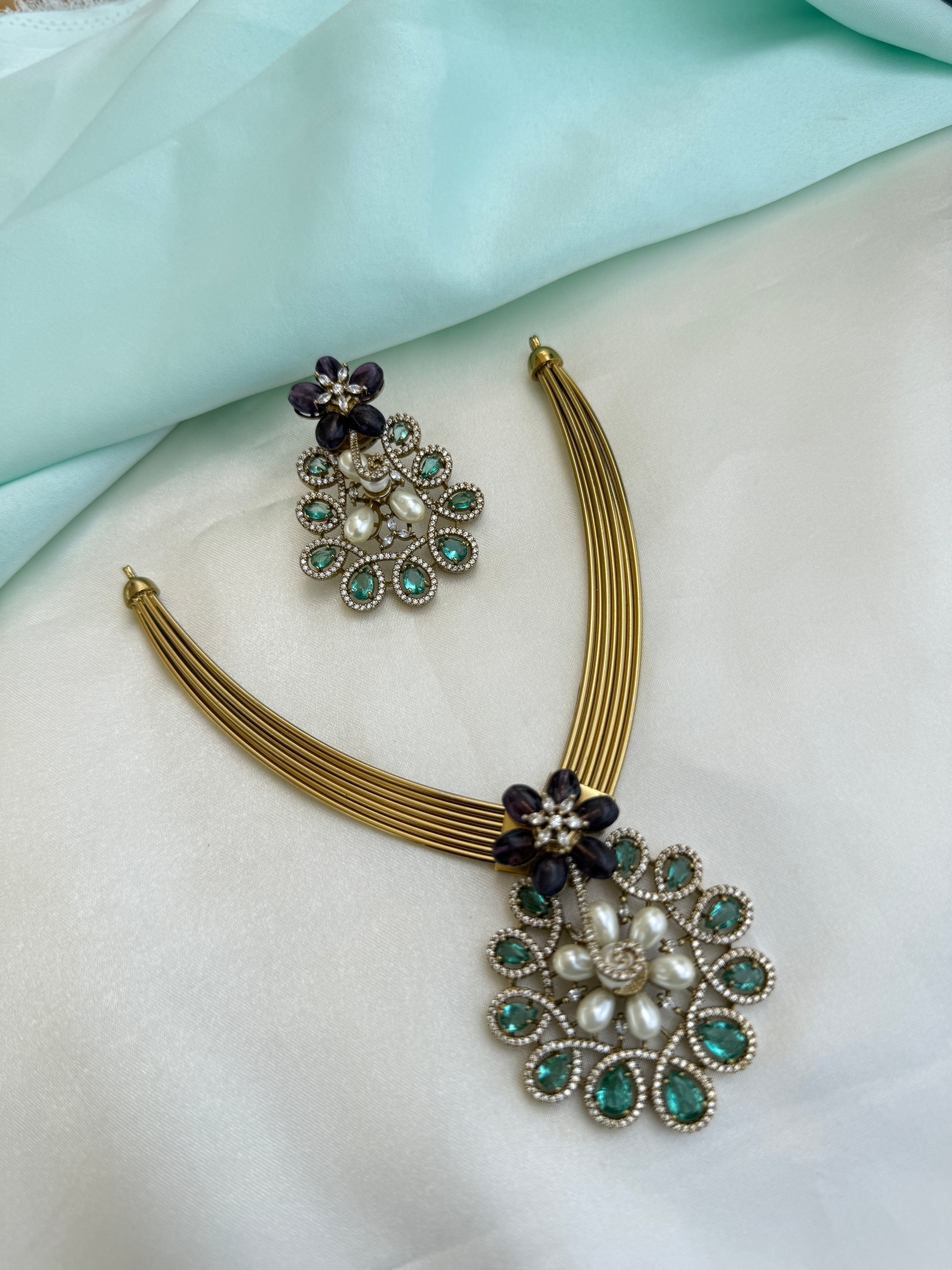 Emerald floral neckset with earrings ns965