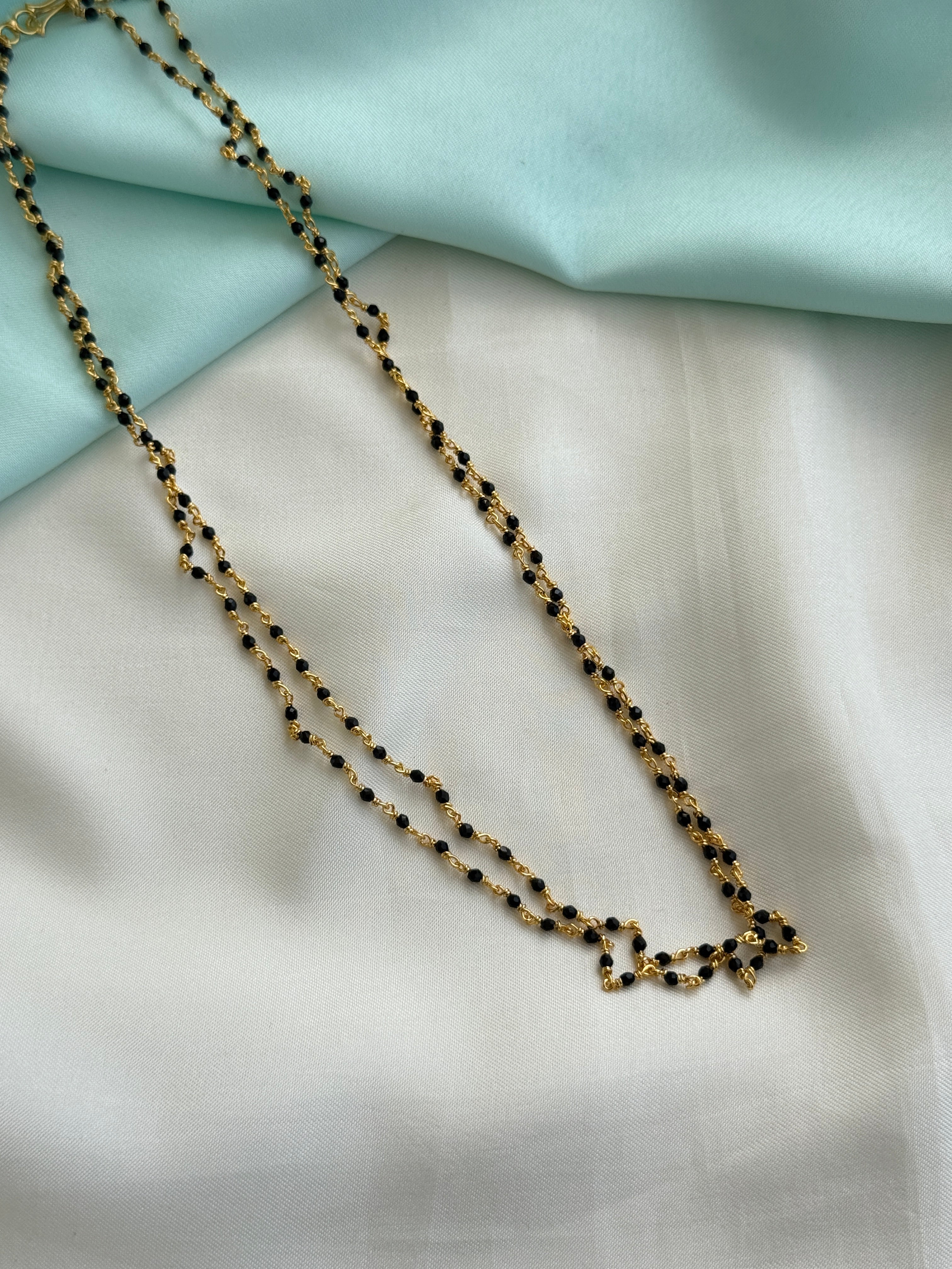 Bb202 micro gold 2 layers 18 inches black beads