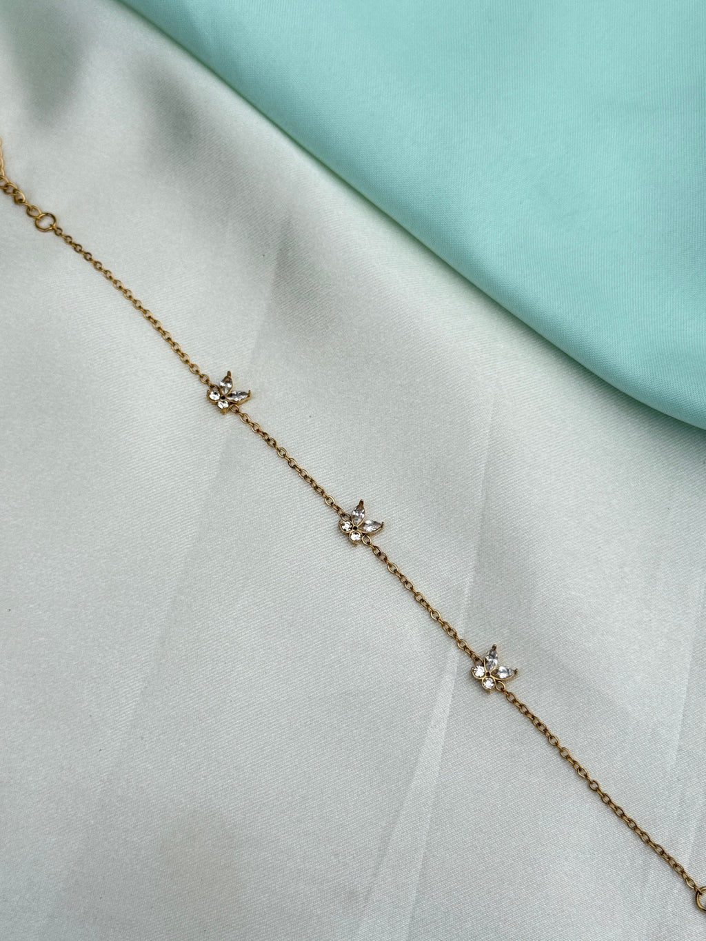 Ab623 anti tarnish butterfly 8 inches 2.6 to 2.8 size adjustable chain bracelet