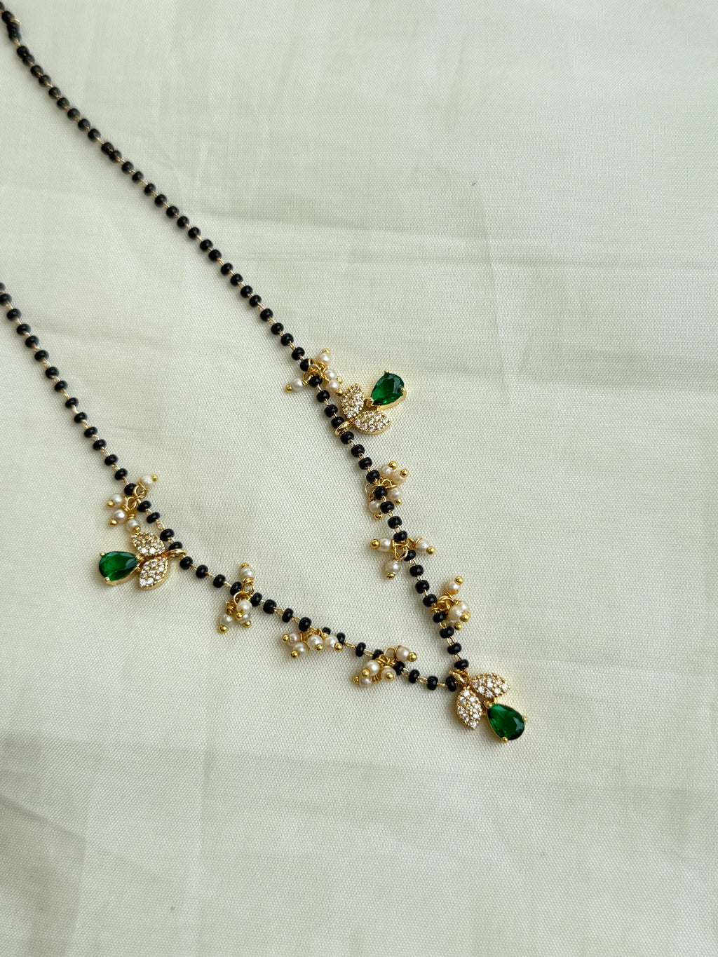 Bb005 single line leaf blackbeads in purple and green