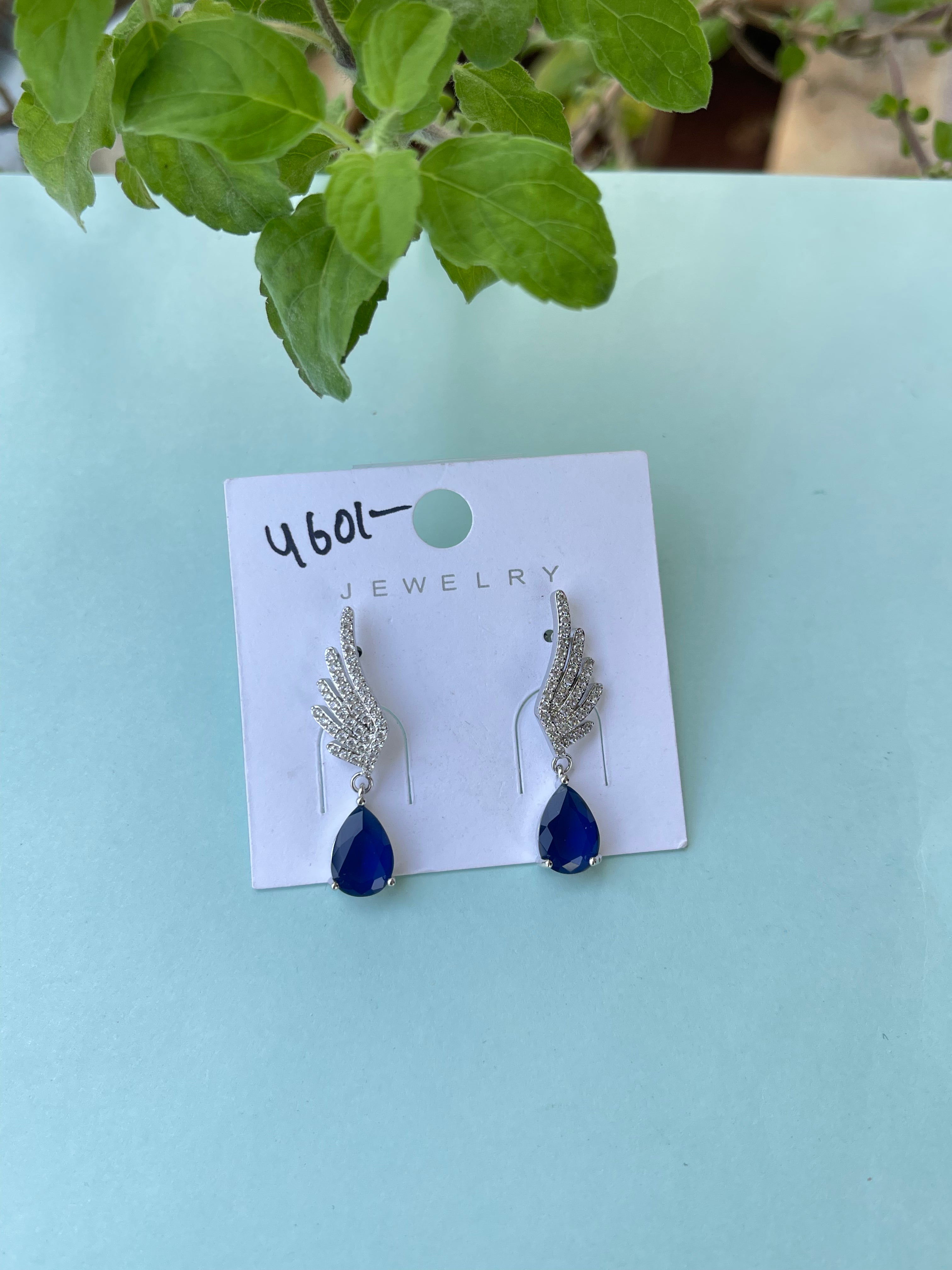 Silver earrings with stone hanging