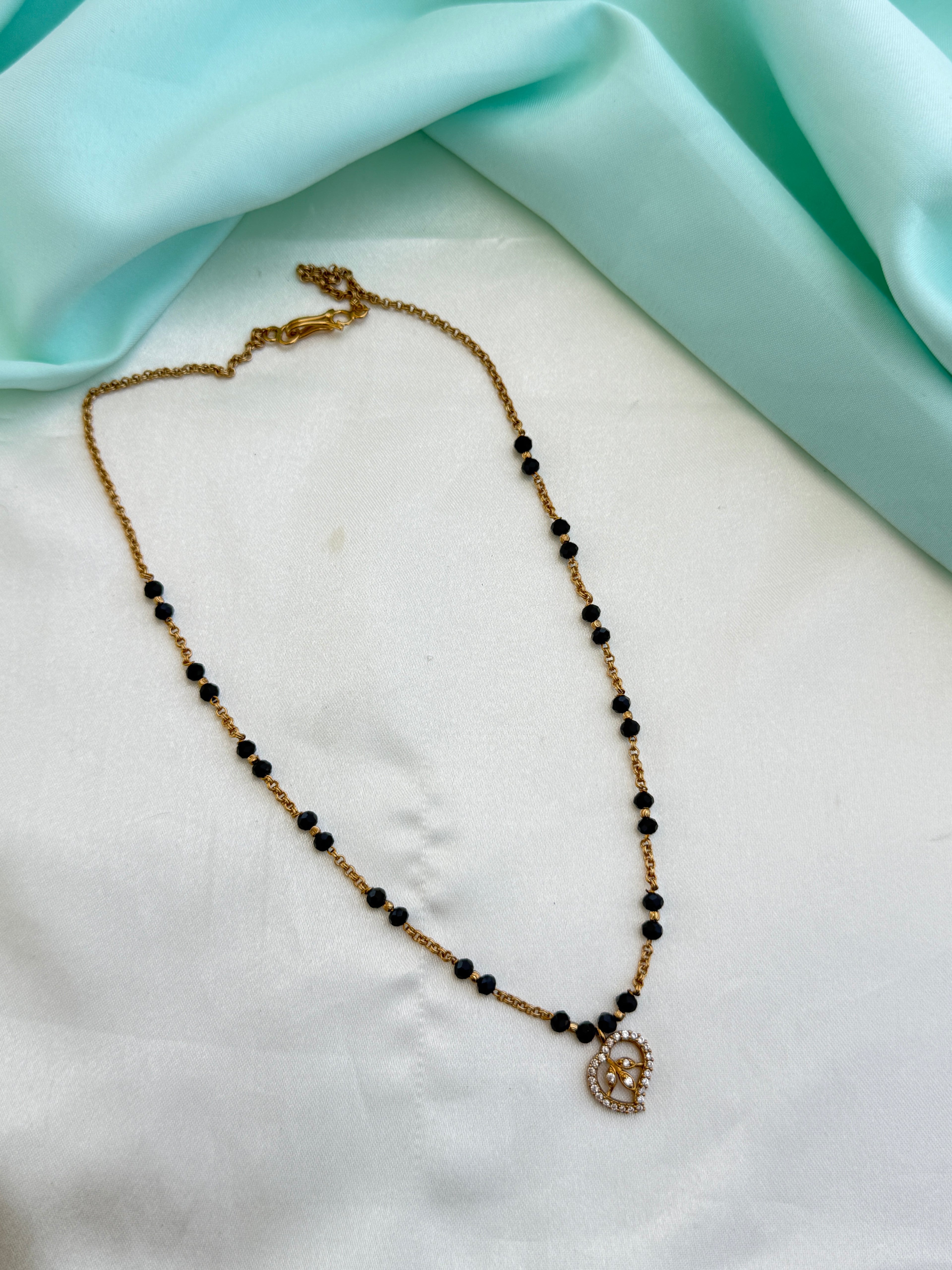 Bb120 18 inches single line crystal blackbeads