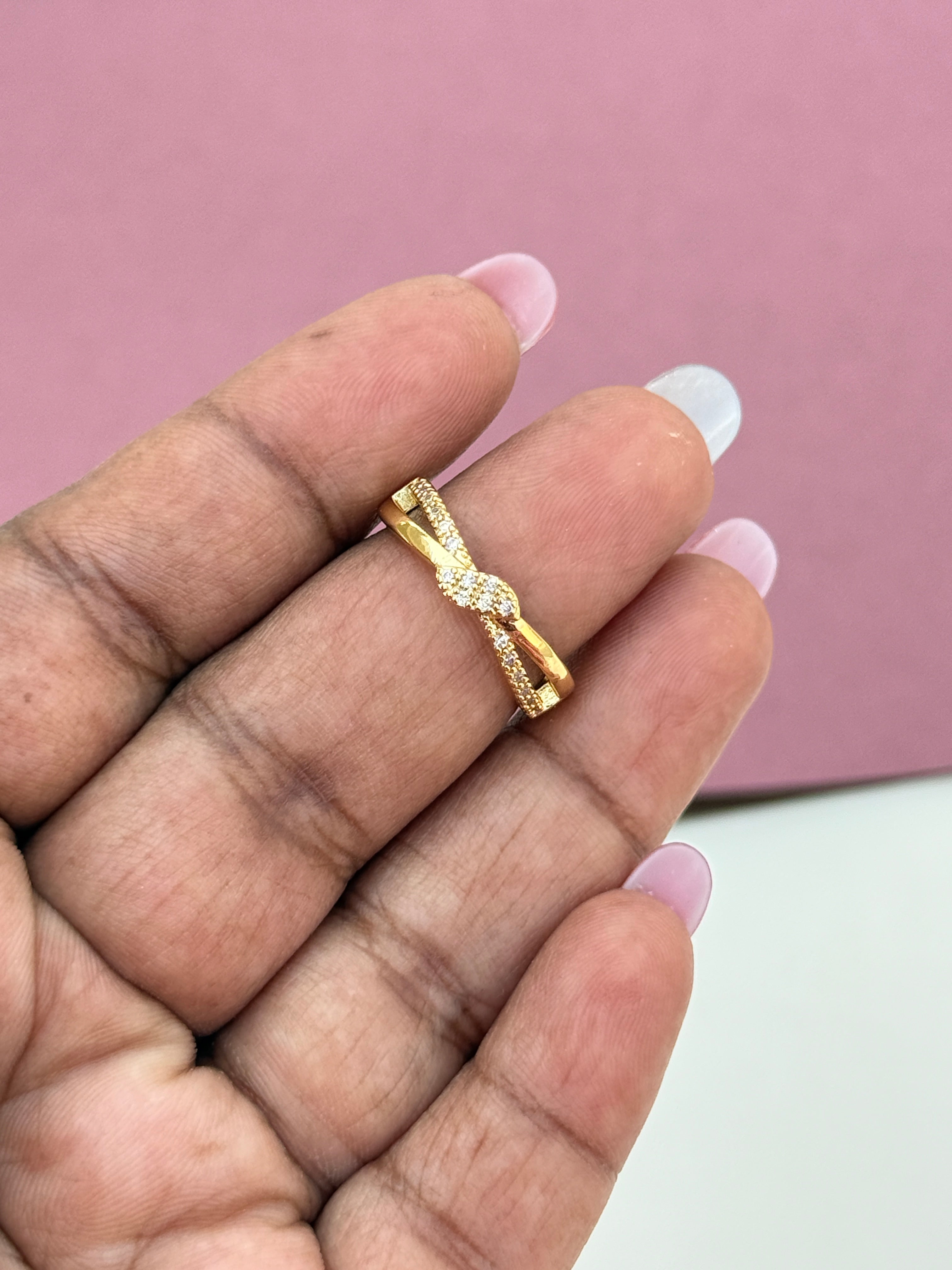 Anti-Tarnish Adjustable finger Ring RG036