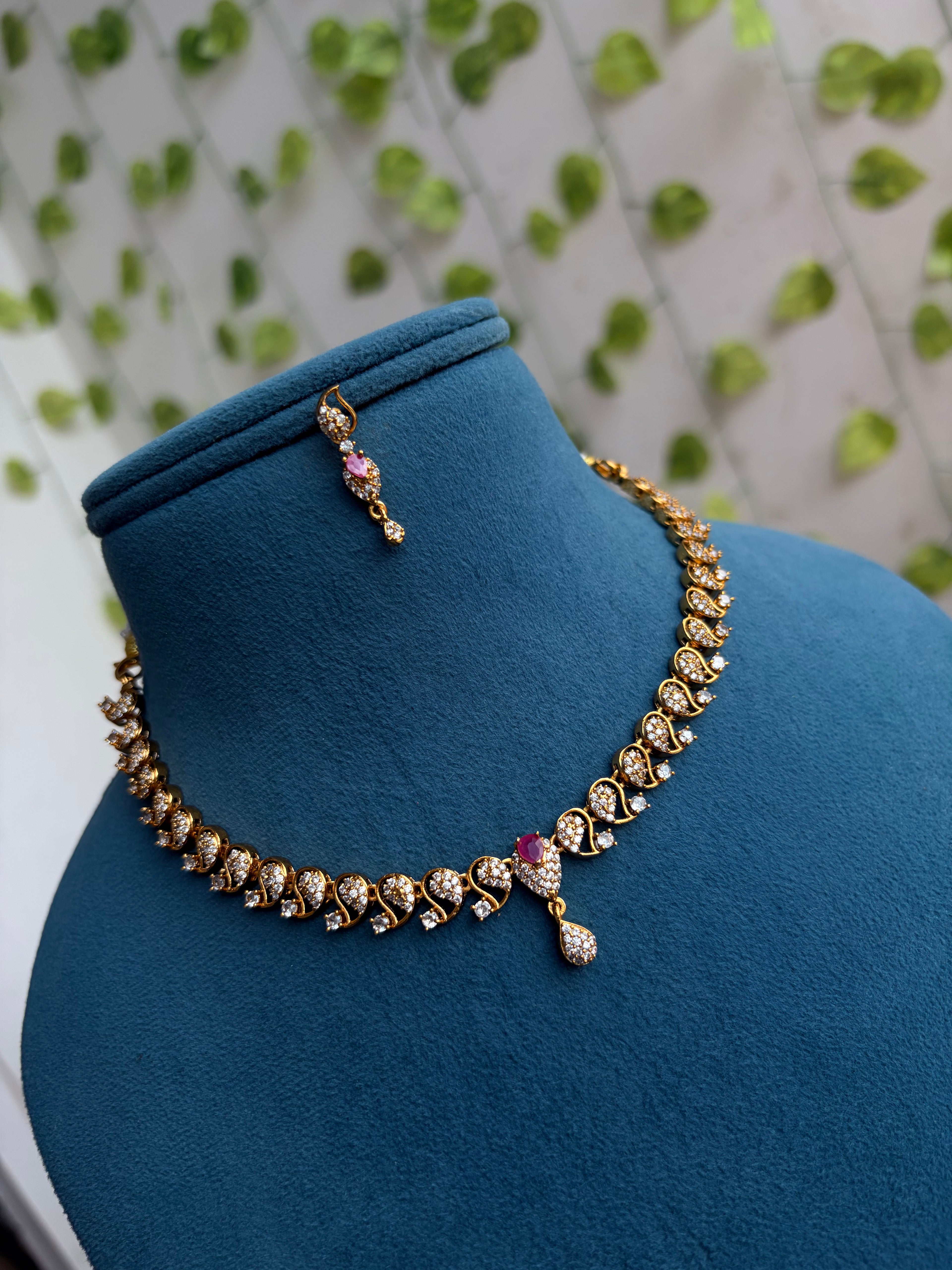 Ns832 stones design small drop short Neckset with earrings