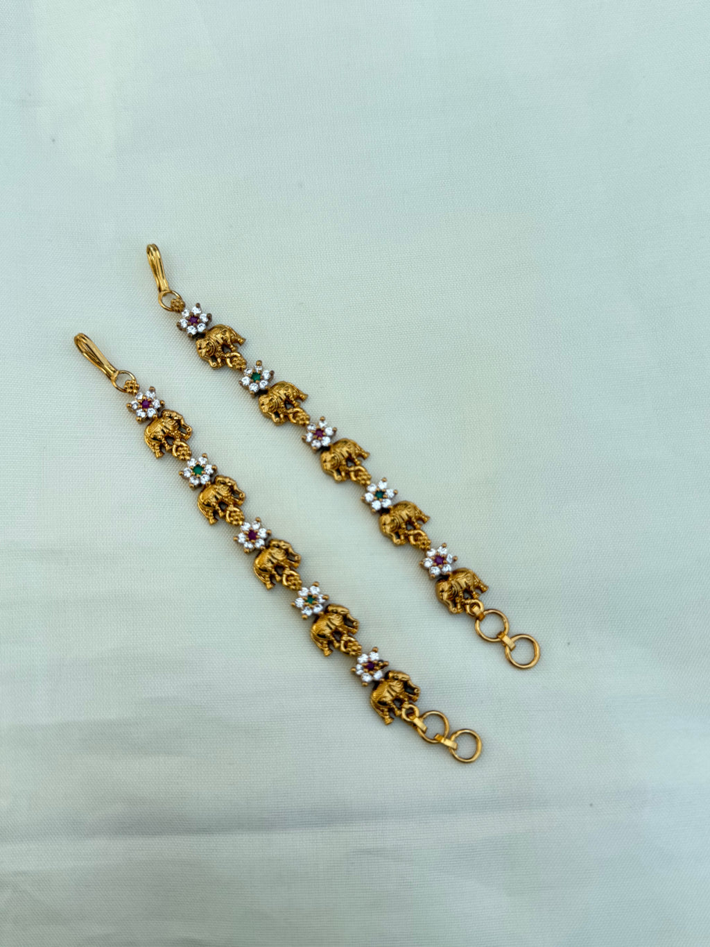 Mt225 elephant matilu(earchains)