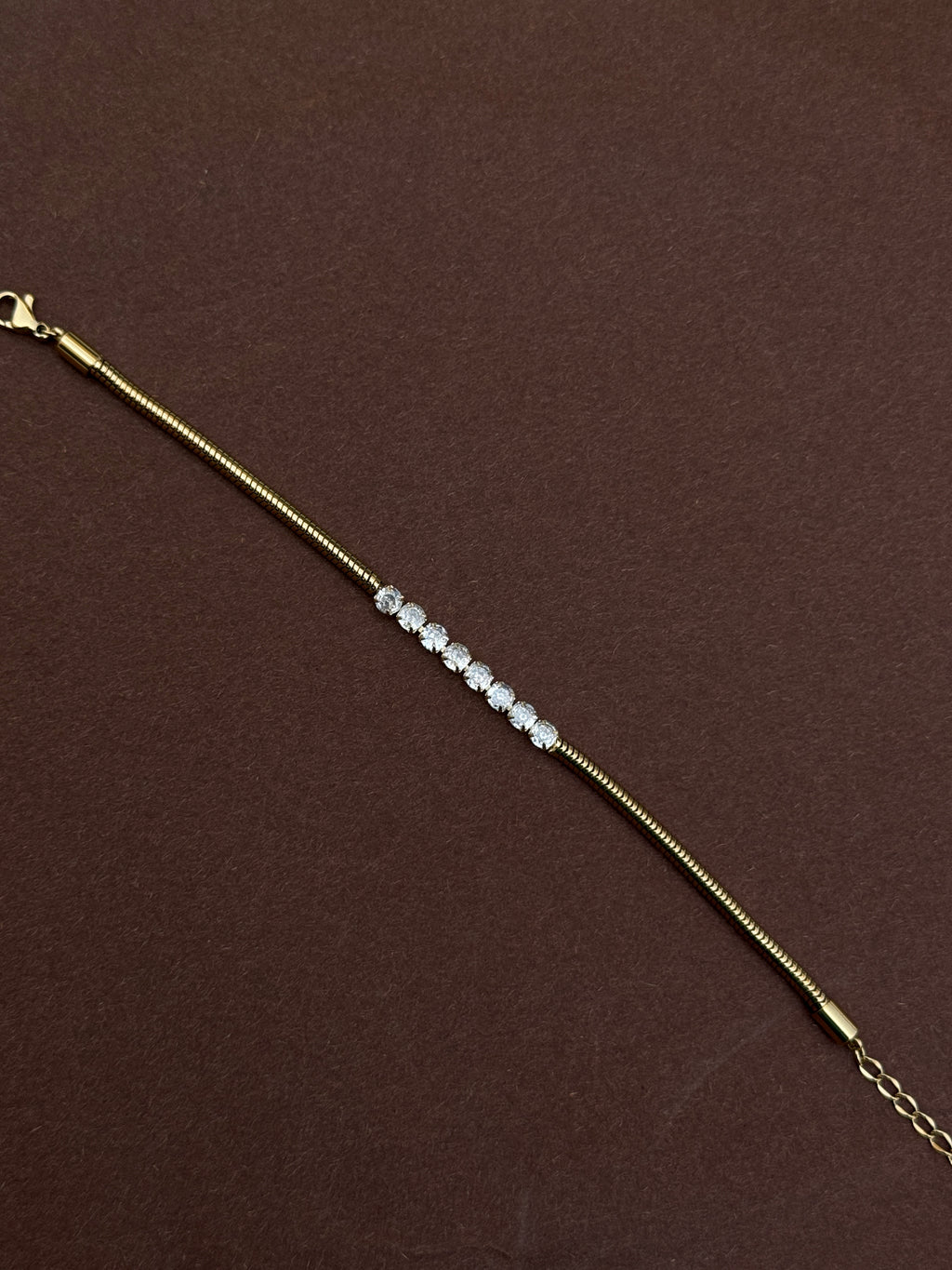Ab553 anti tarnish white stones 8 inches chain bracelet