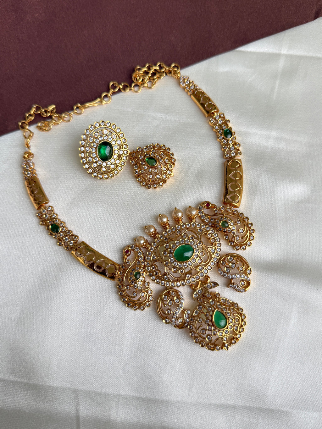 Ns341 green uncut kante neckset with earrings