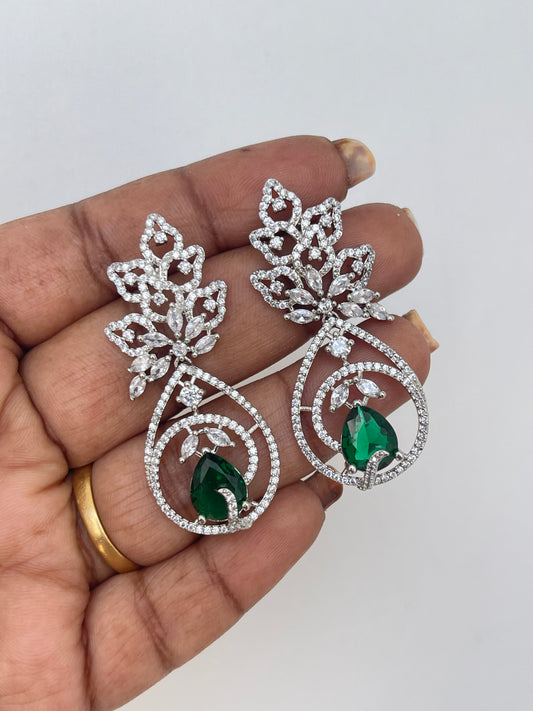 Diamond finish green earrings er2019