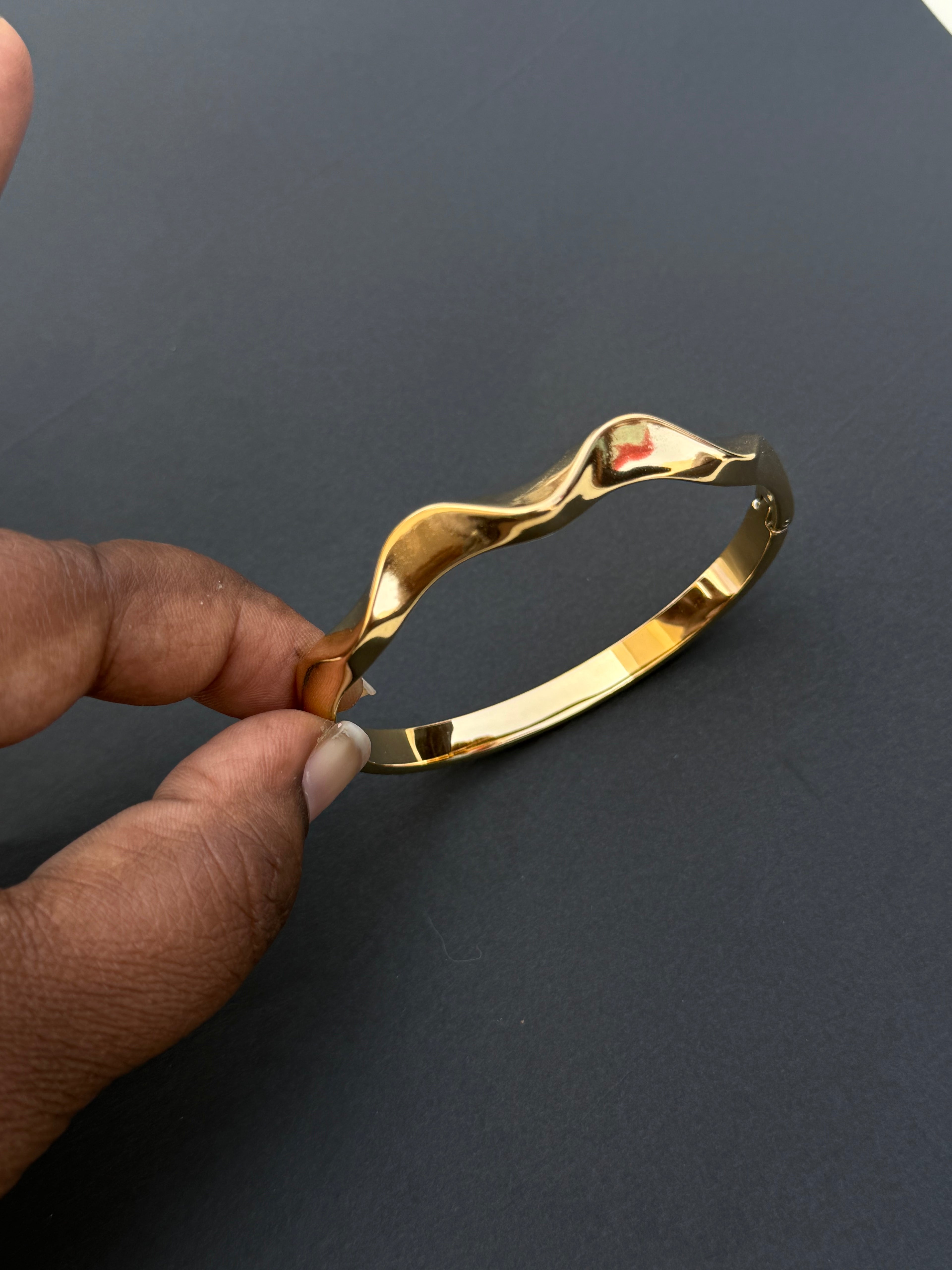 Br002 anti tarnish bracelet
