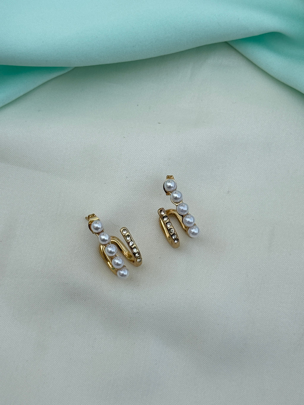St085 anti tarnish pearl studs