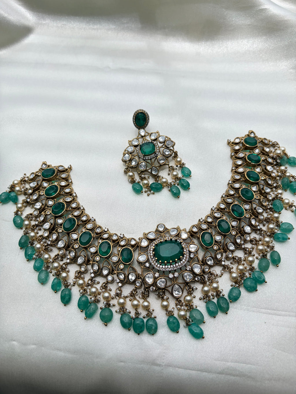 Moissanite green beads with earrings ns202