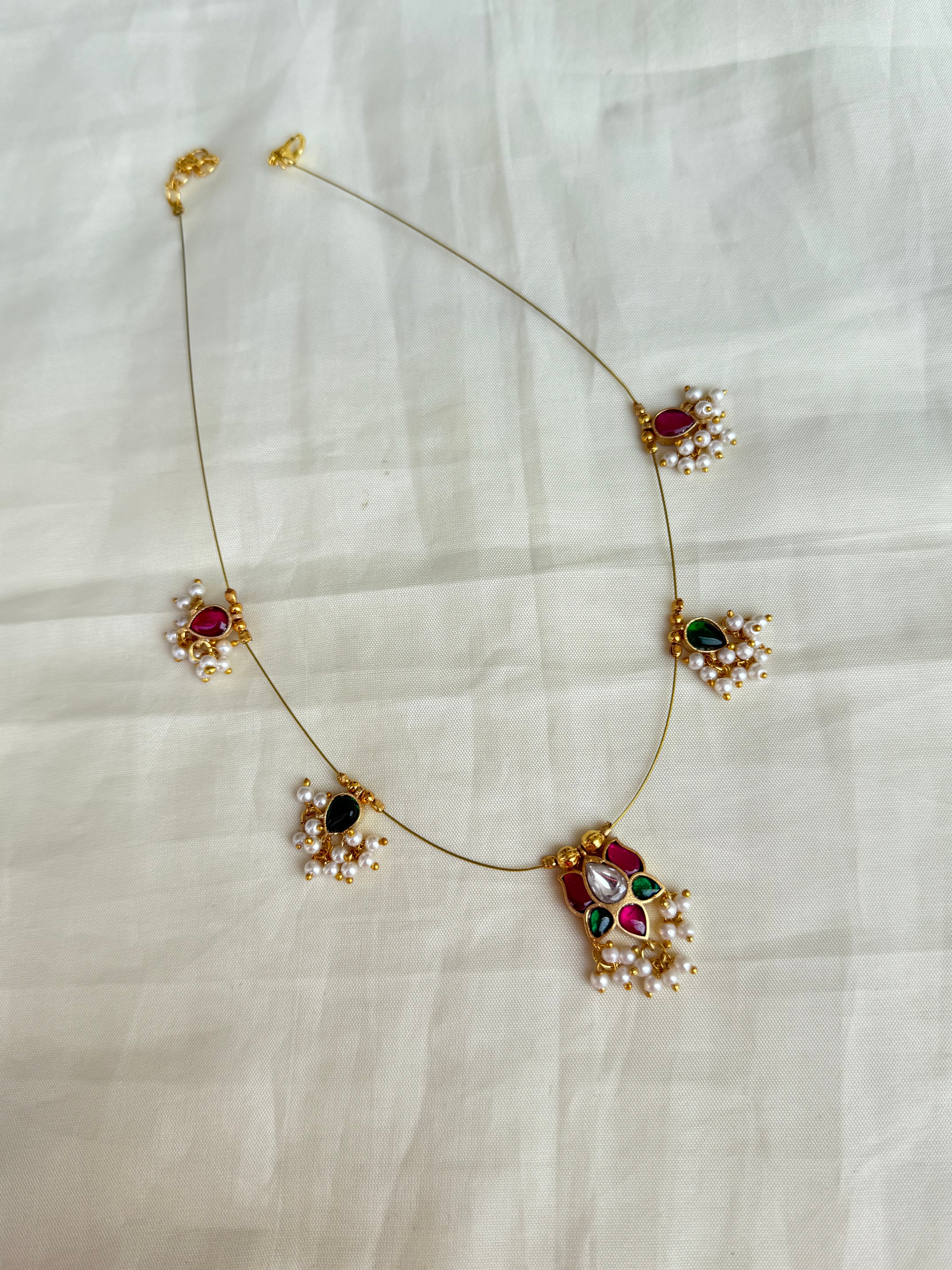 Jadau Kundan invisible neckset