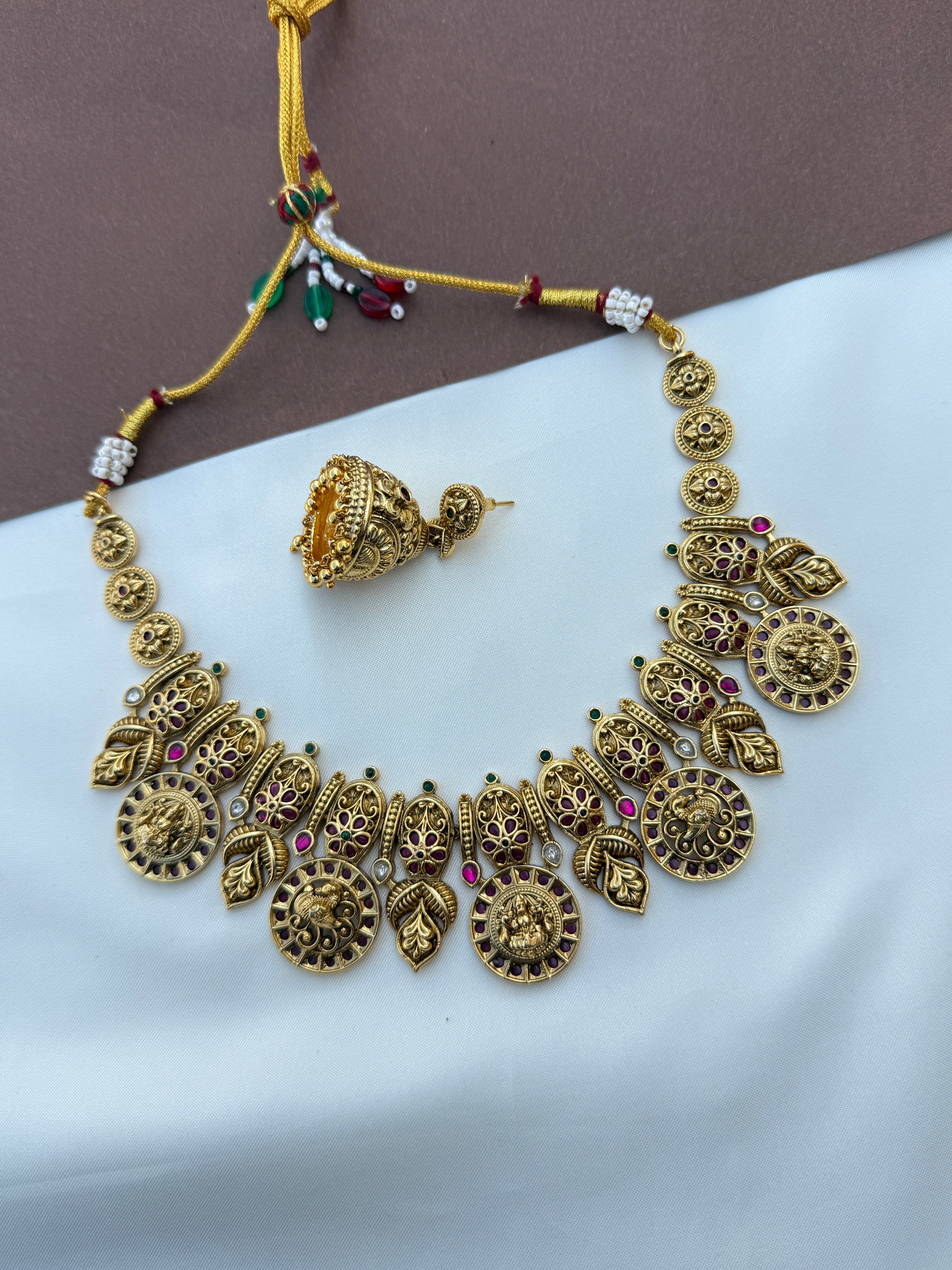 Ns643 Lakshmi devi jadau kundan kasu neckset