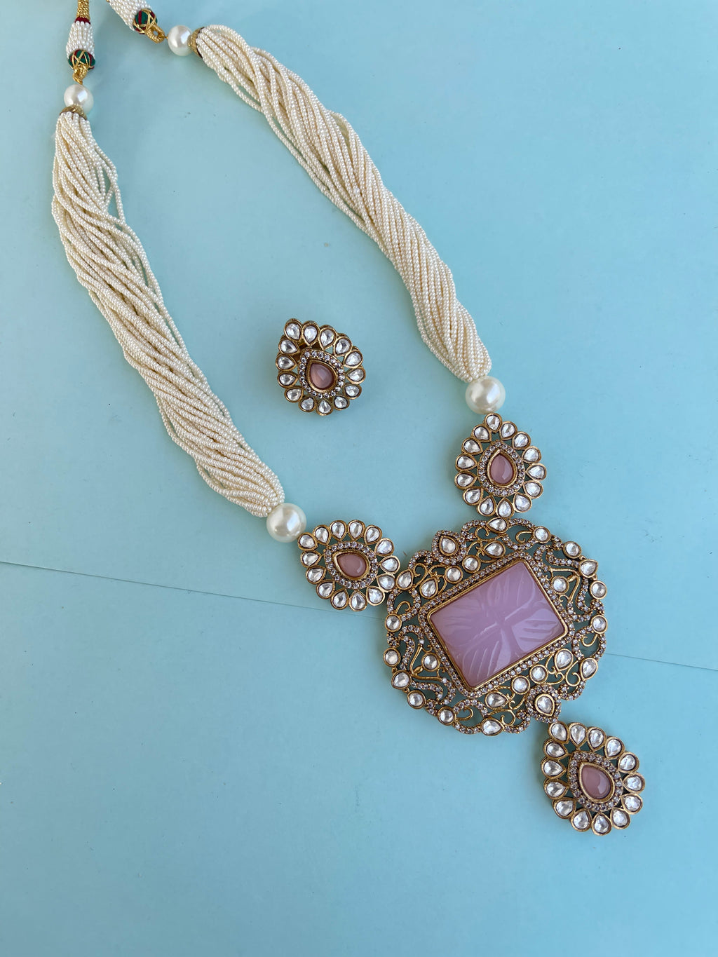 Rice pearl kundan short neckset with pendant and earrings