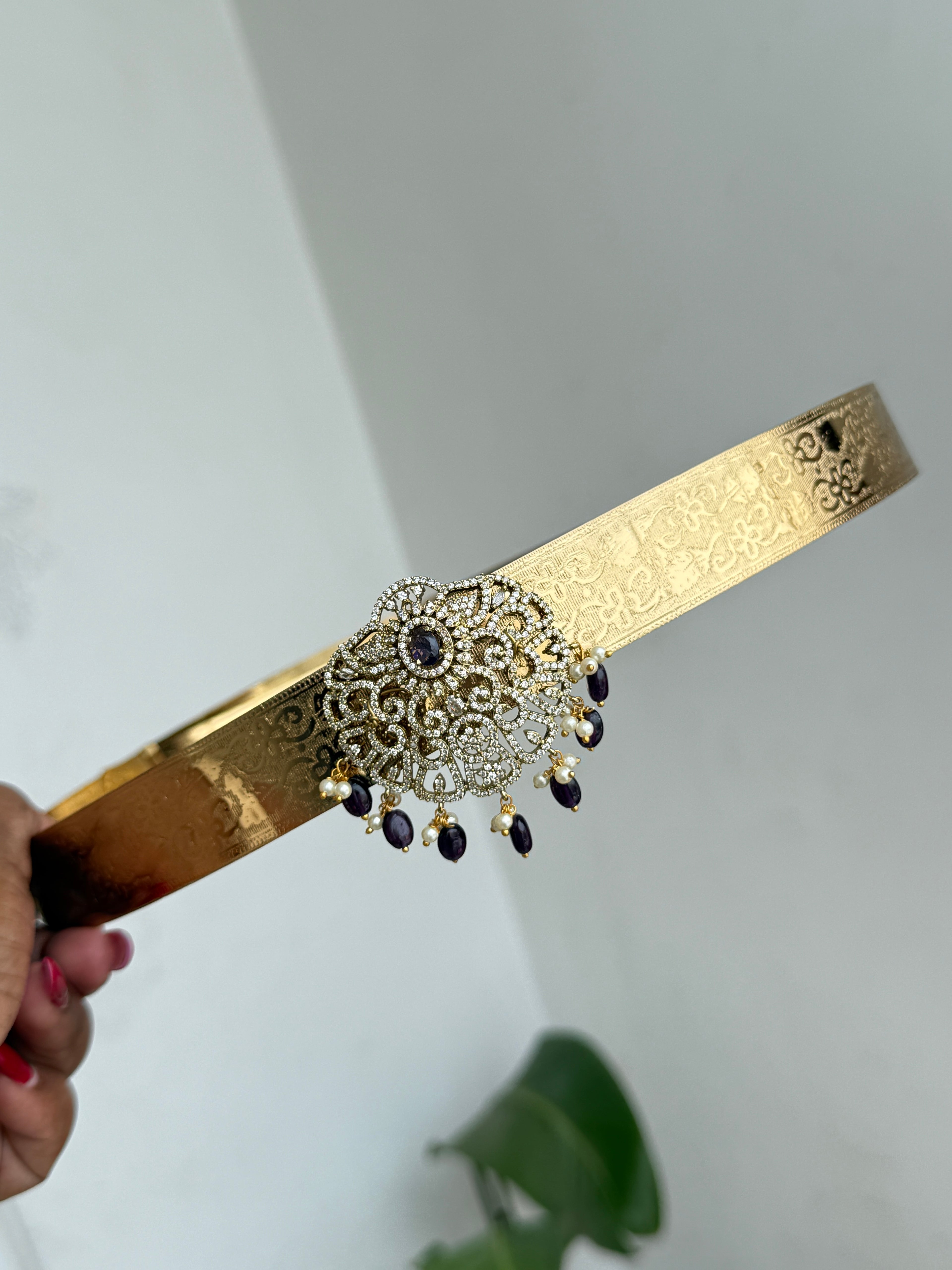 Hb674 adults texture hipbelt with purple beads