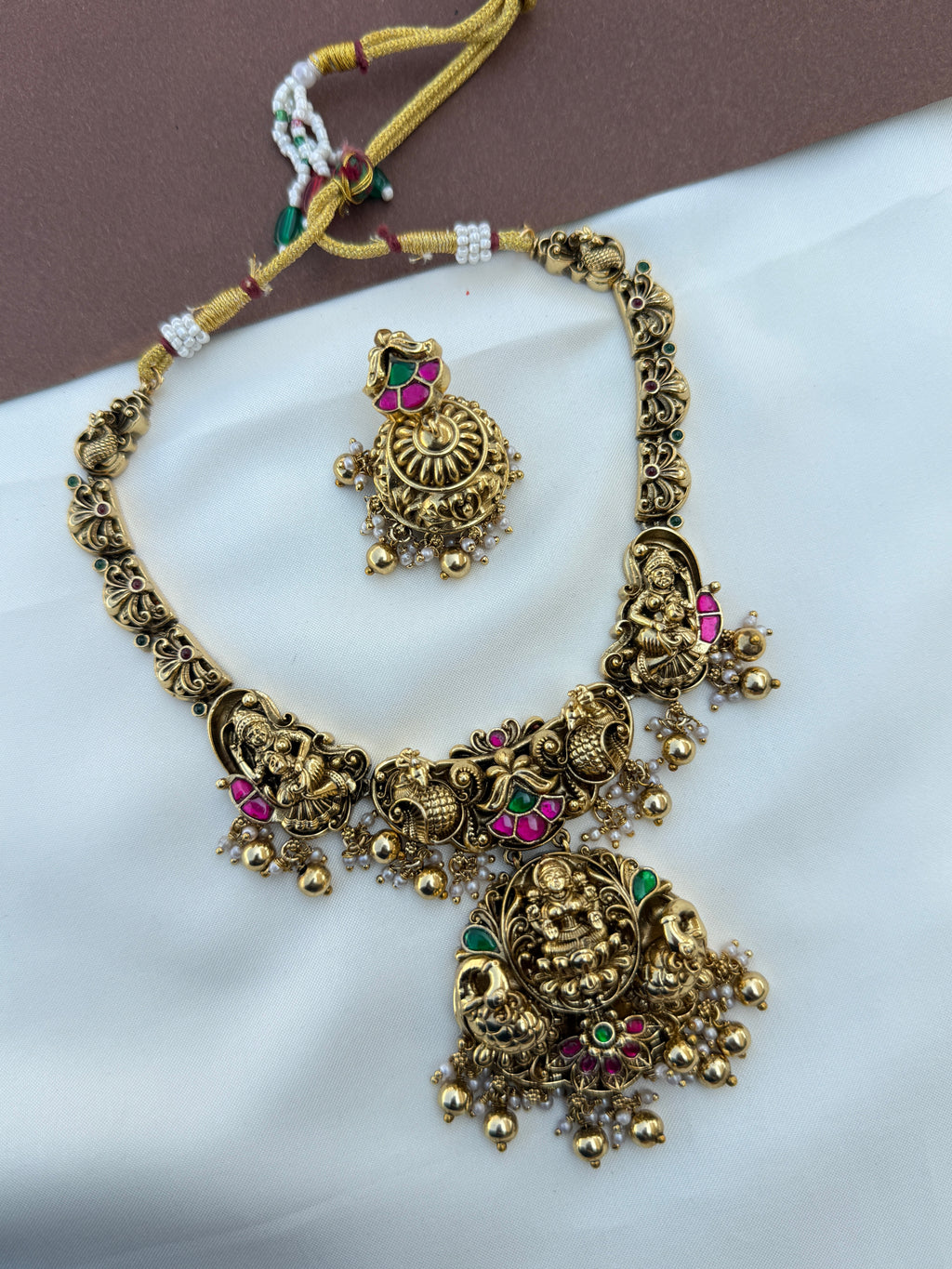 Ns620 dual peacock Lakshmidevi jadau Kundan nakshi neckset