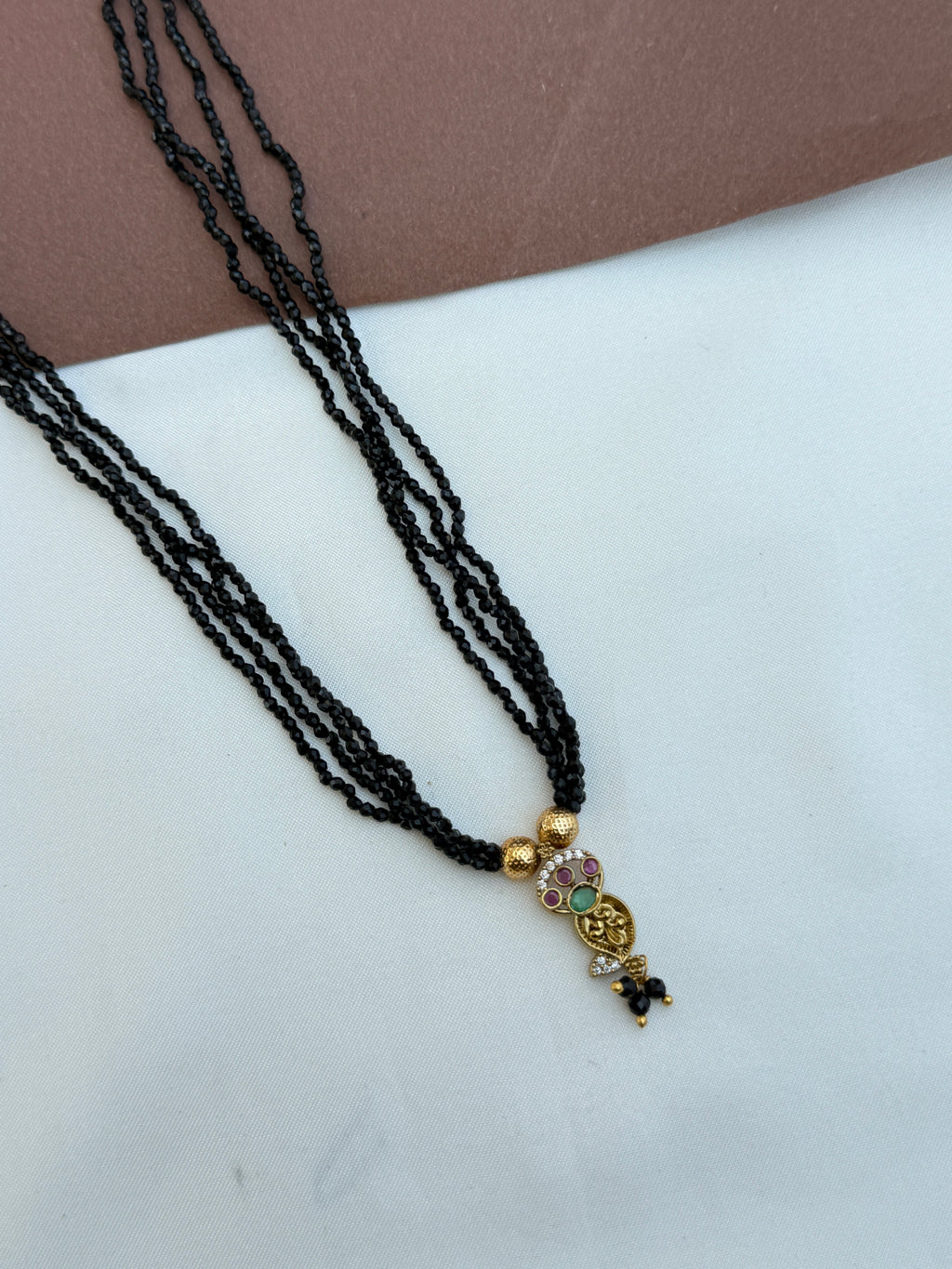 Bb063 18 inches 4 lines gold ball Crystal blackbeads