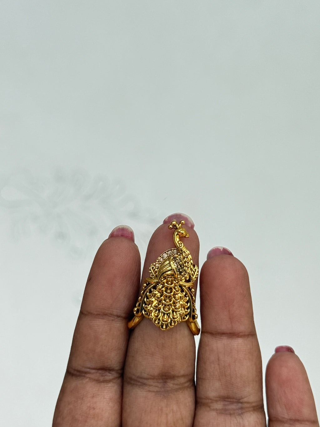 Peacock adjustable finger ring Rg150