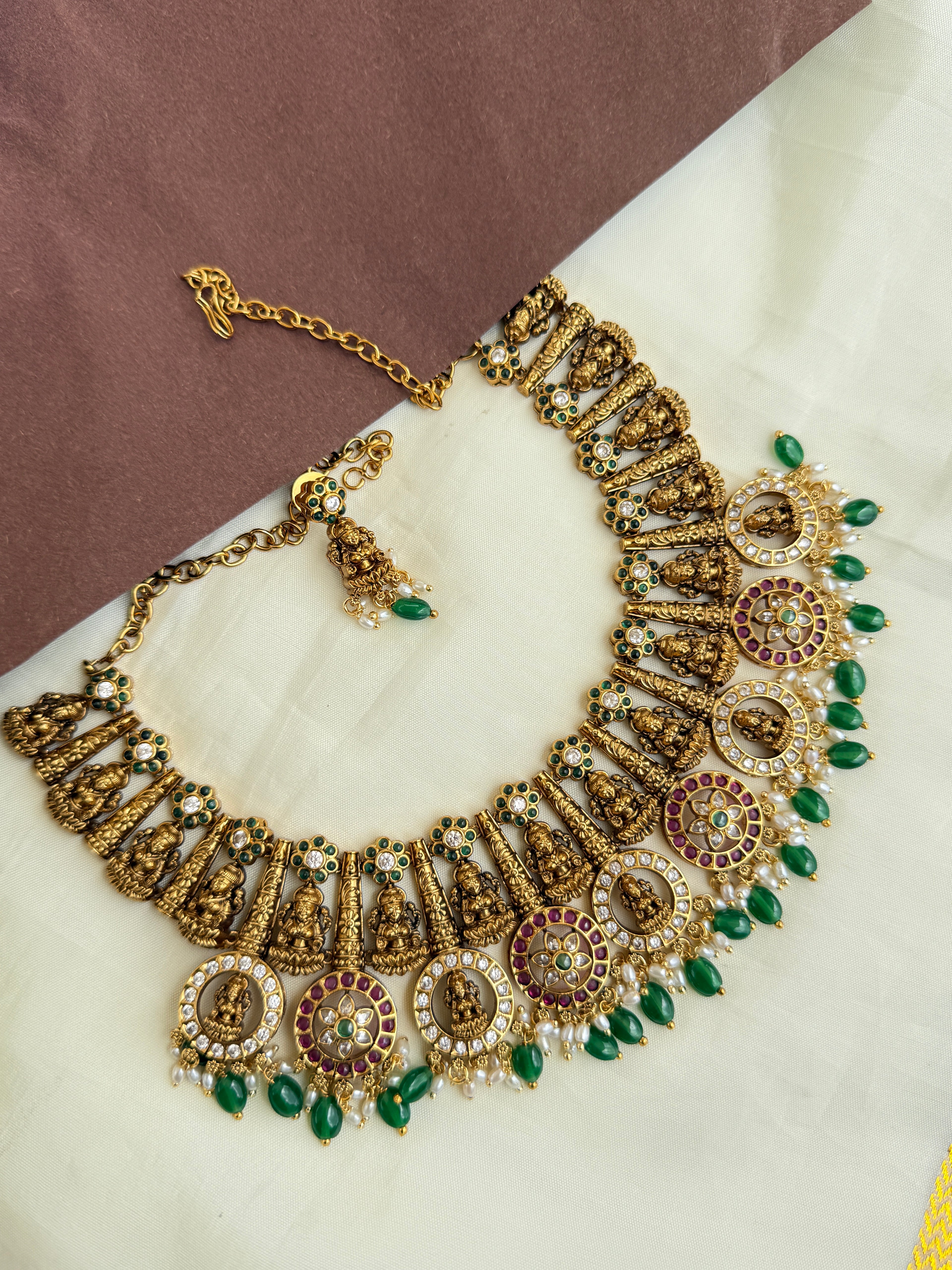 Ns319 bottumala Kemp uncuts Lakshmi Devi nakshi neckset