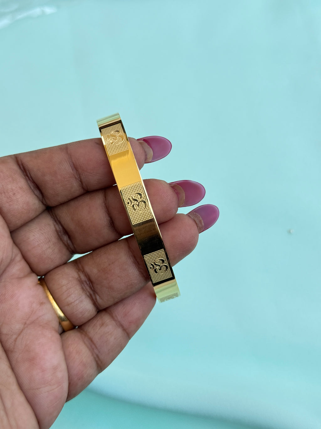 Mn025 openable anti tarnish  om kada bracelet suits for 2.6 to 2.8 size