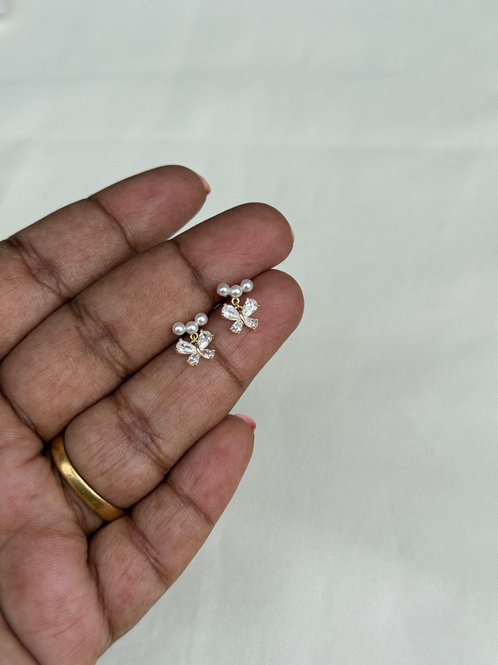 Se008 92.5 silver hallmark pearl studs