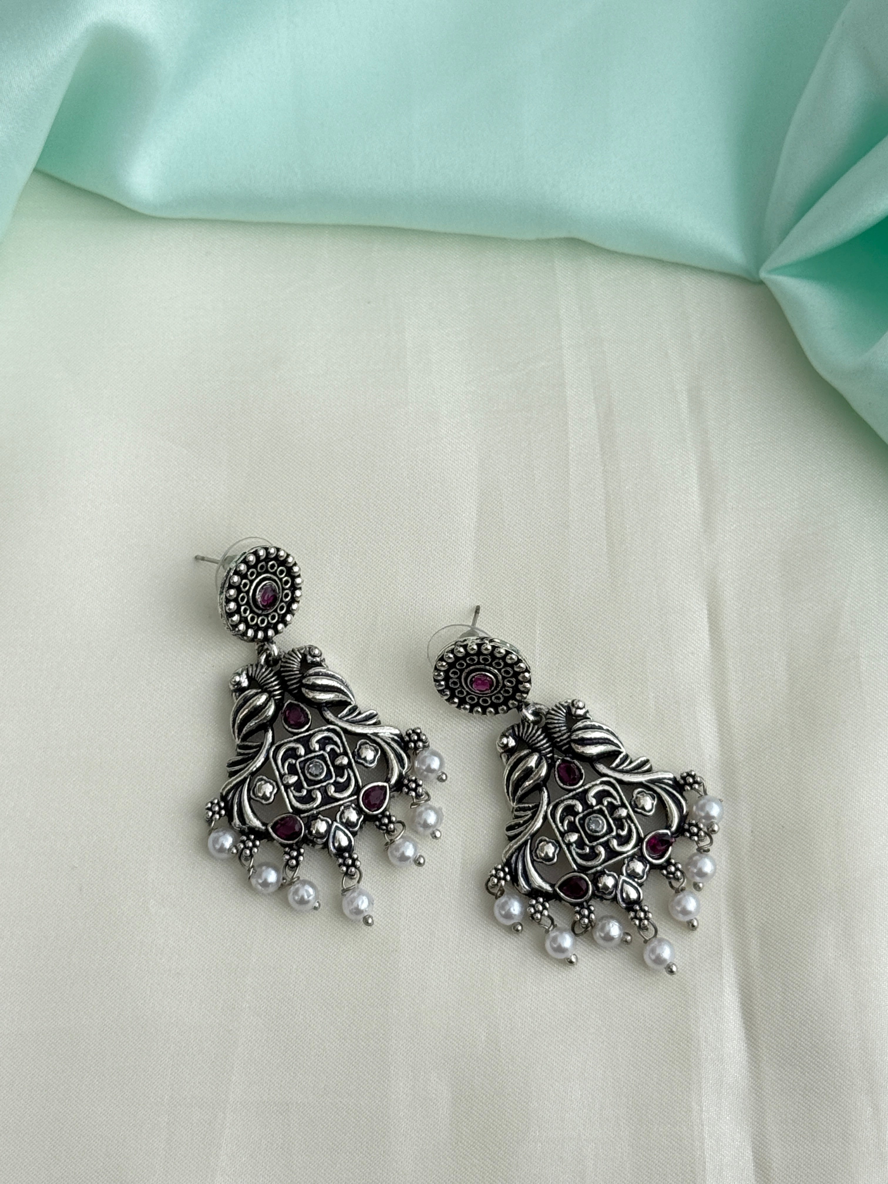 Er210 oxidised chandbalis earrings