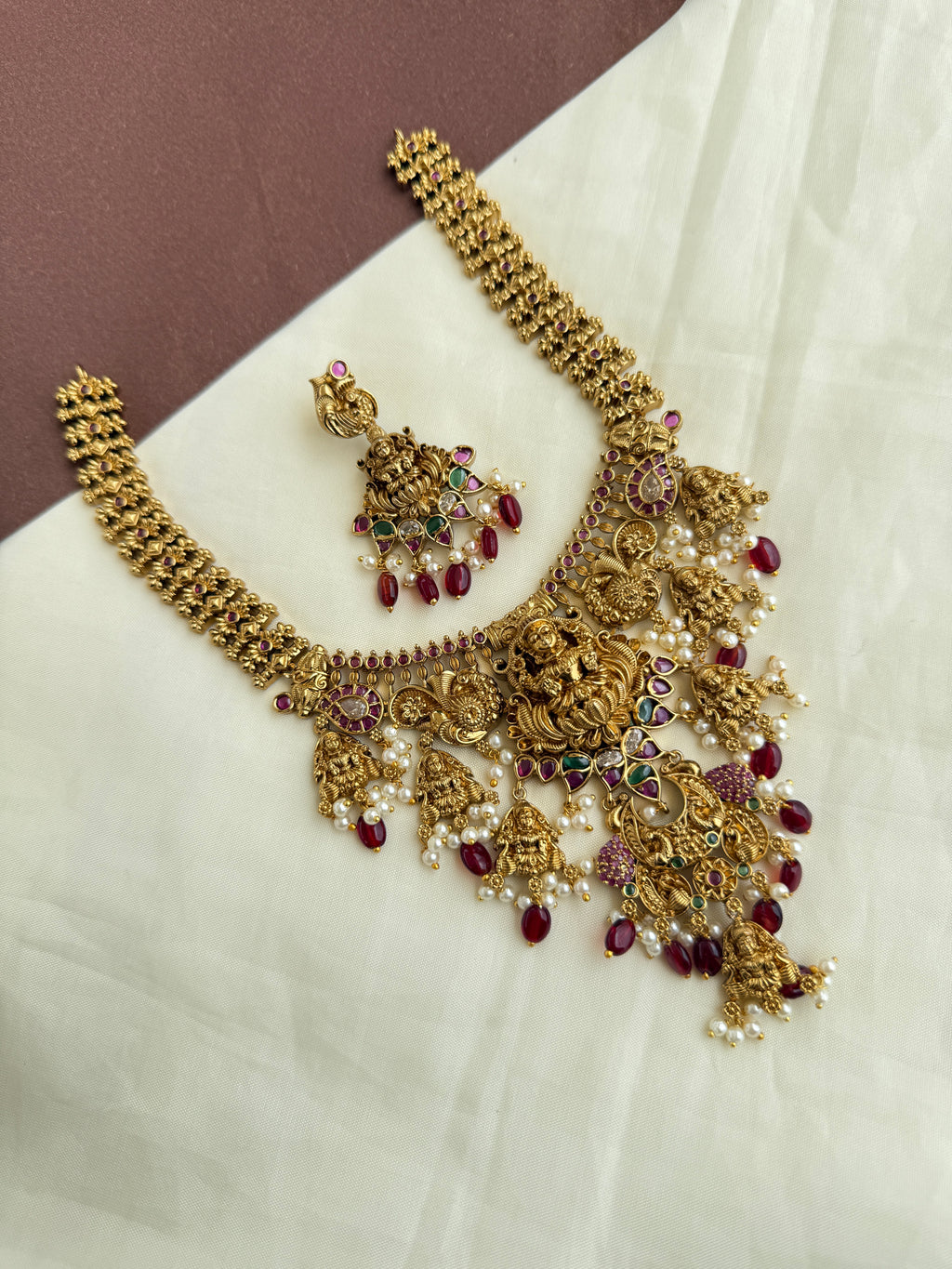 Ns279 Lakshmi Devi Ruby neckset with earrings