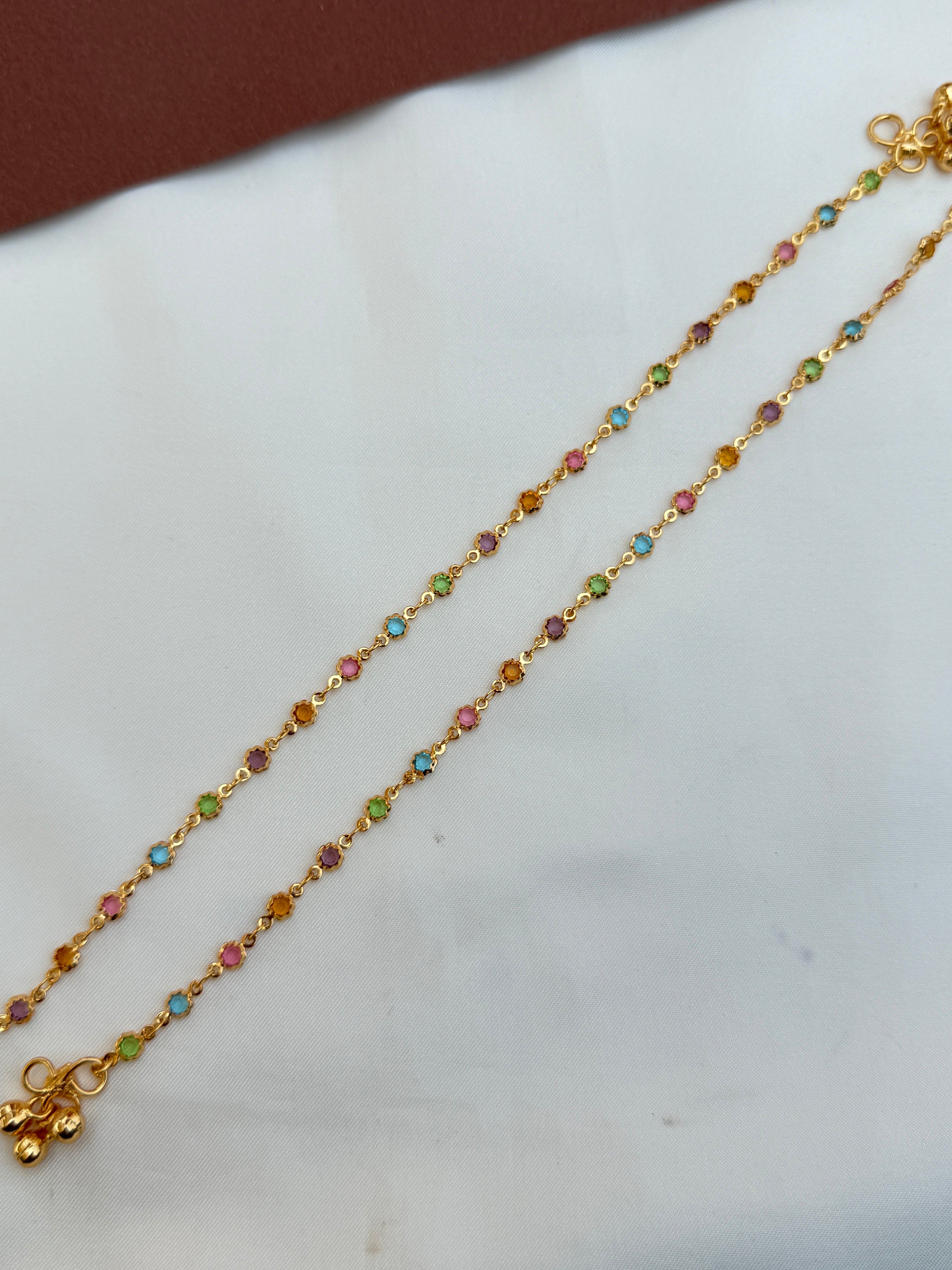 Ak503 multicolour anklets