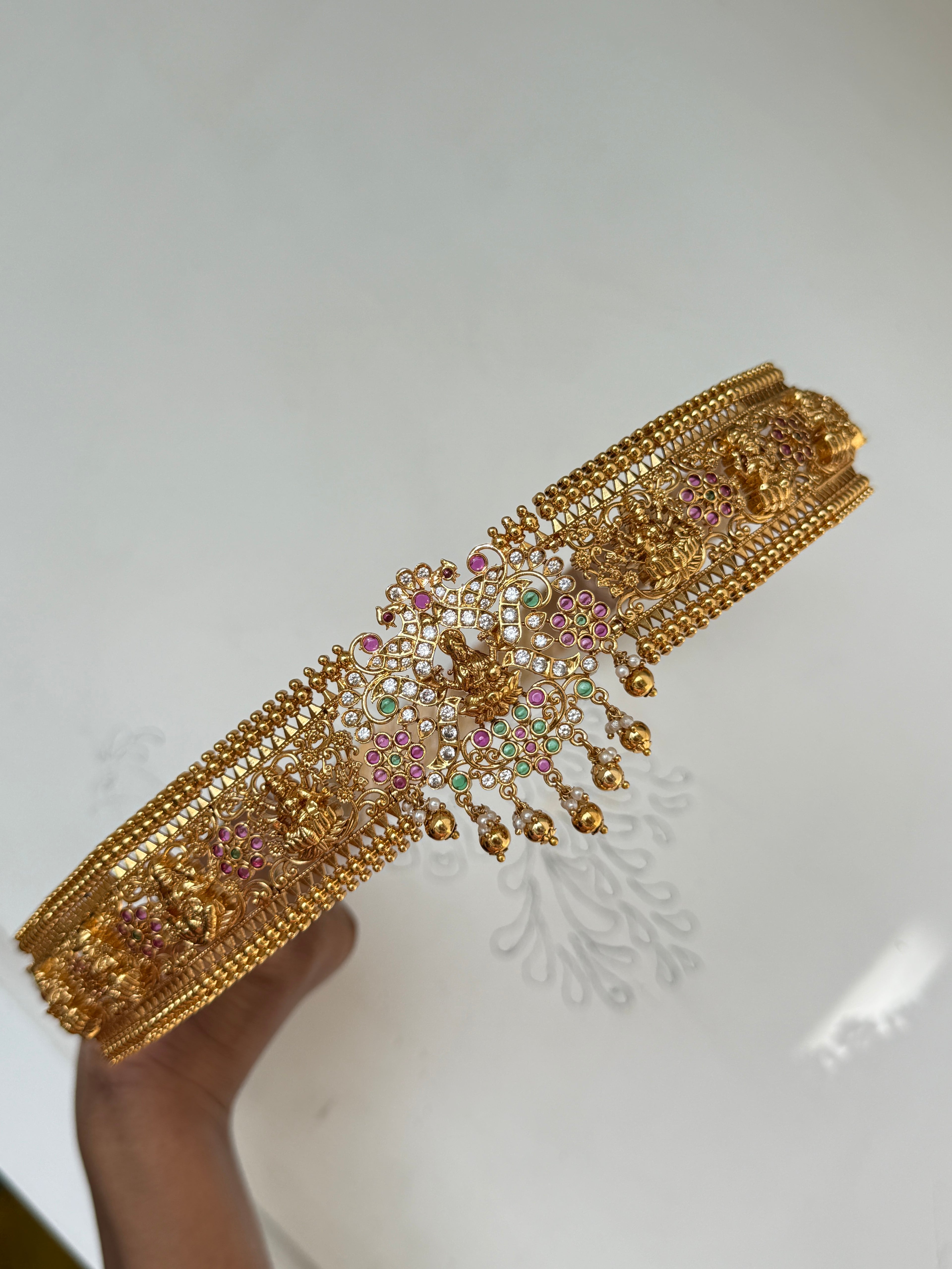 Hb525 flexible Lakshmi Devi Kemp uncuts adults hipbelts