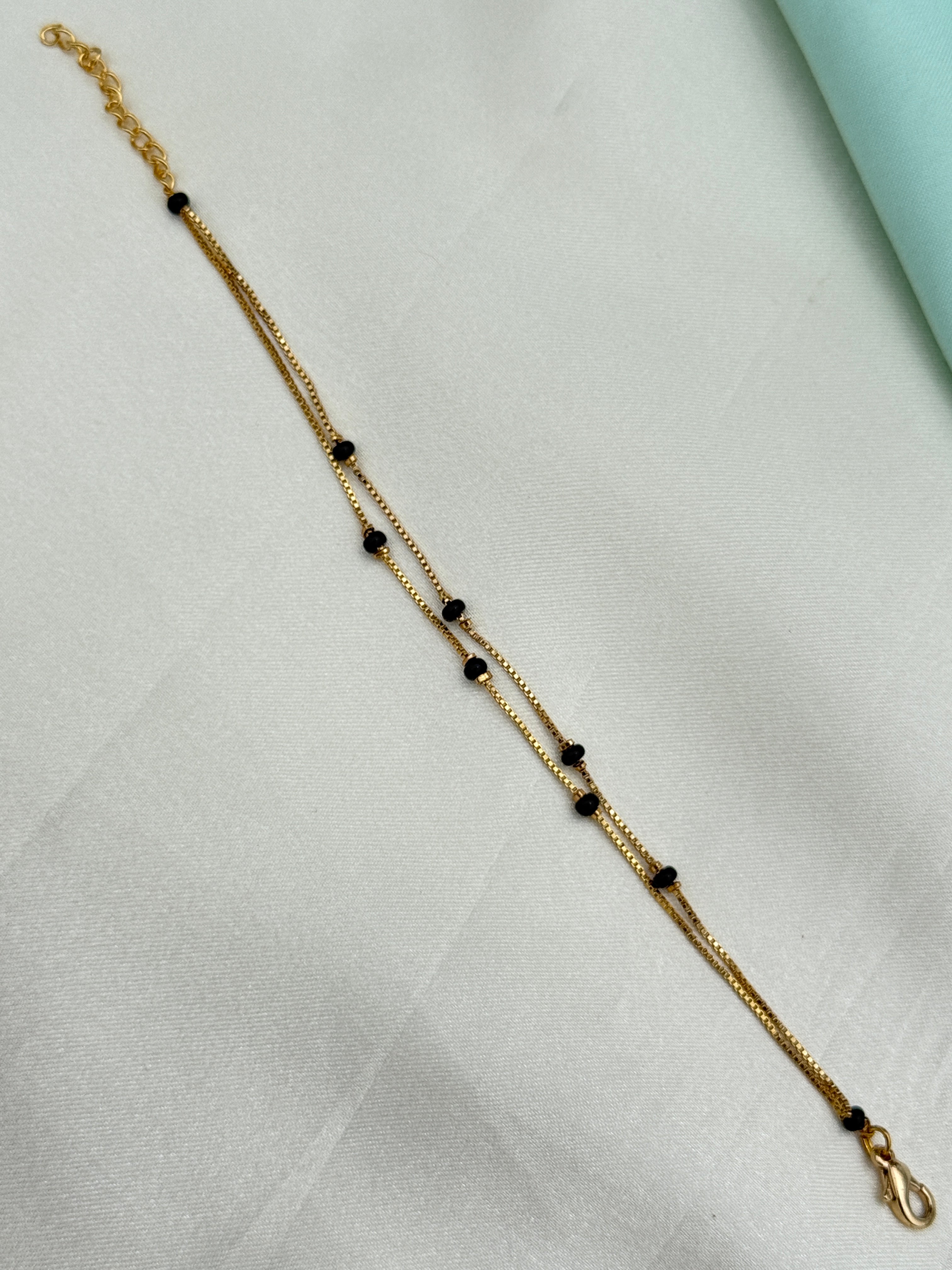 Ab610 micro gold black beads 7 inches 2:4 adjustable chain bracelet