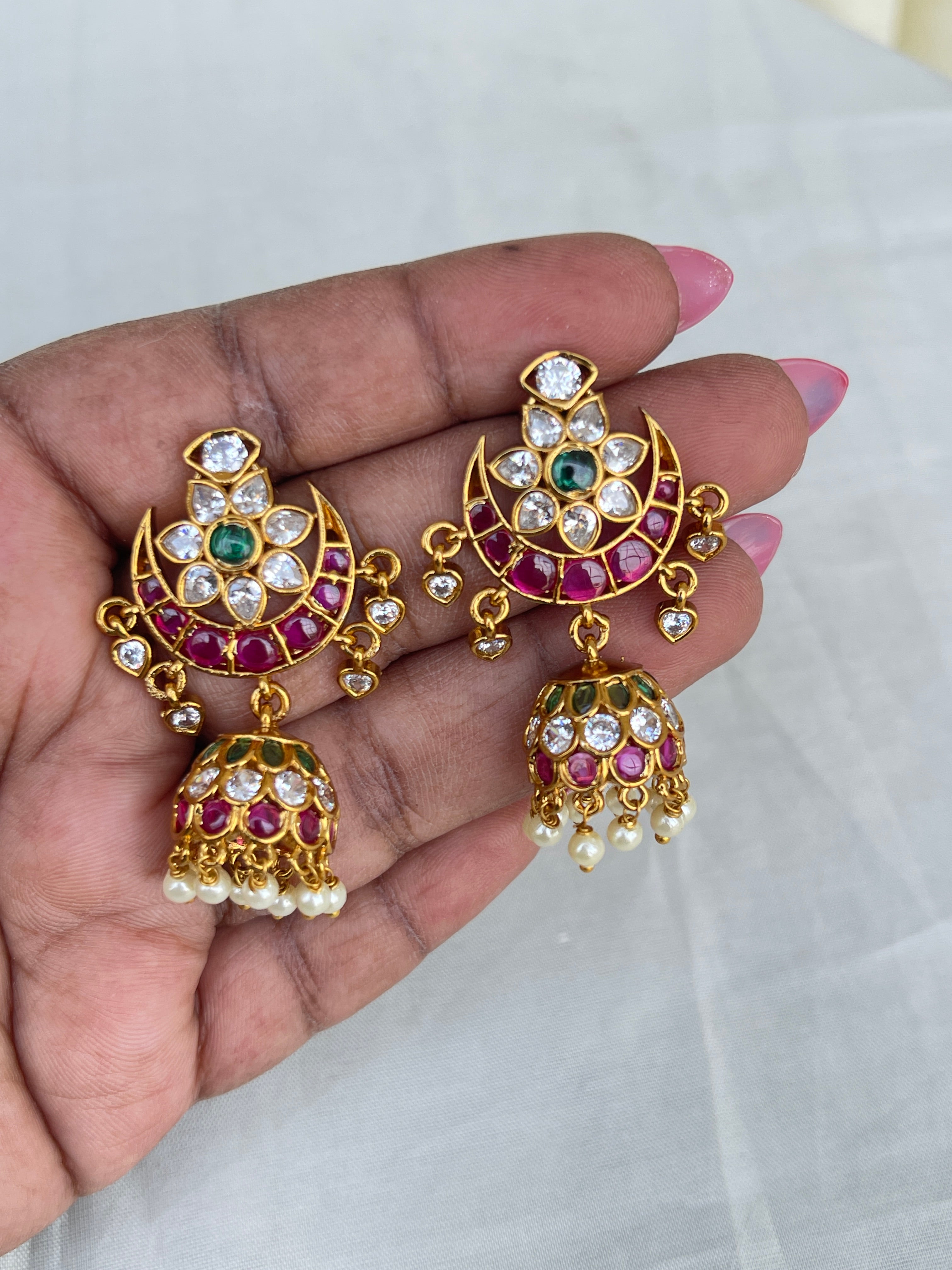 Kemp chand Traditional butta Earrings