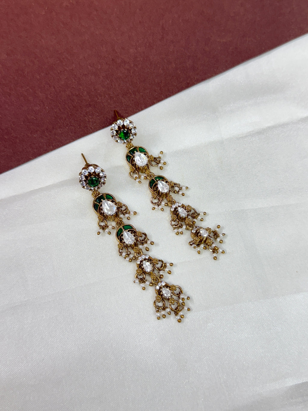 Er110 jadau Kundan tassels