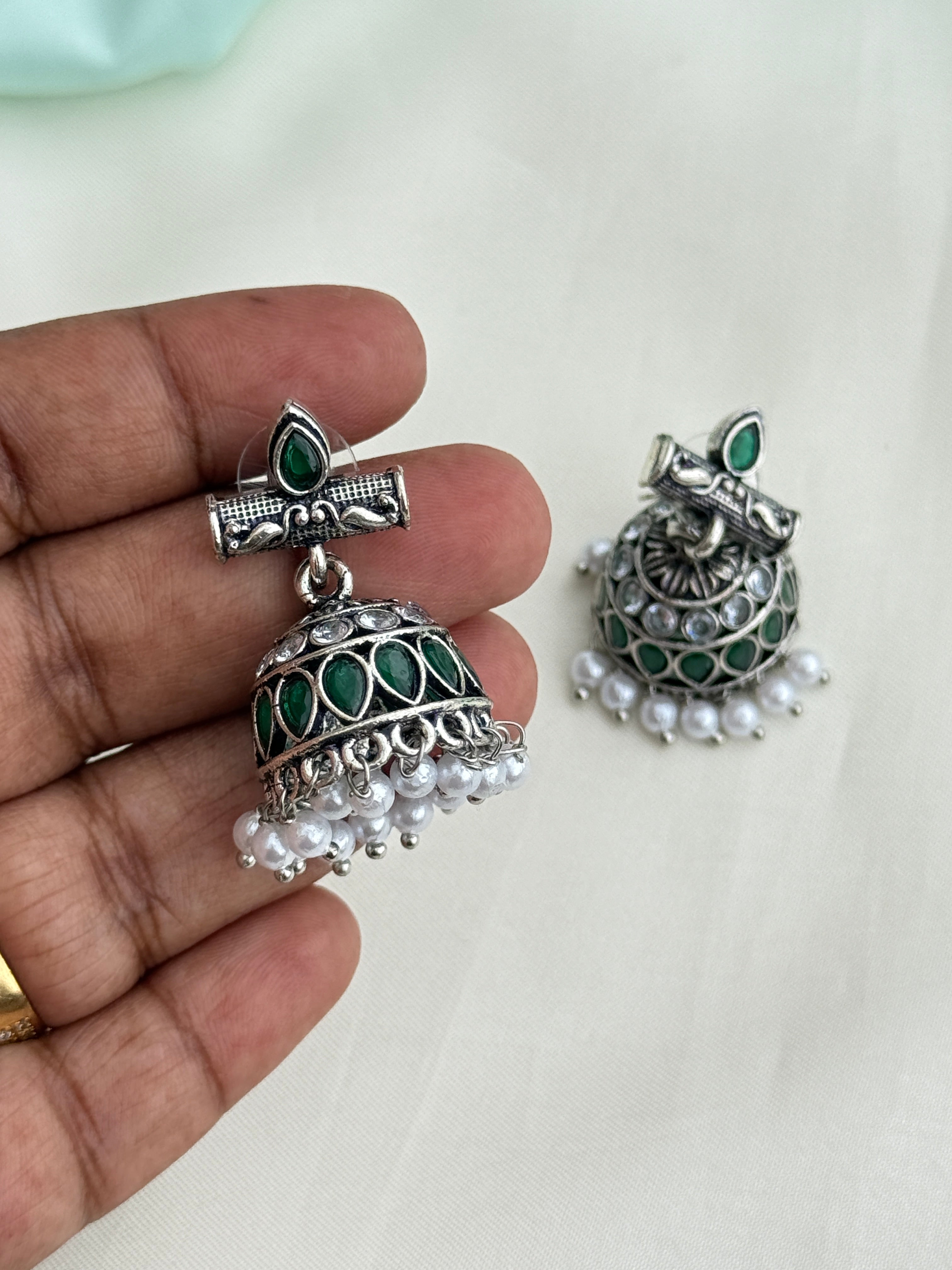 Er209 oxidised butta back push earrings